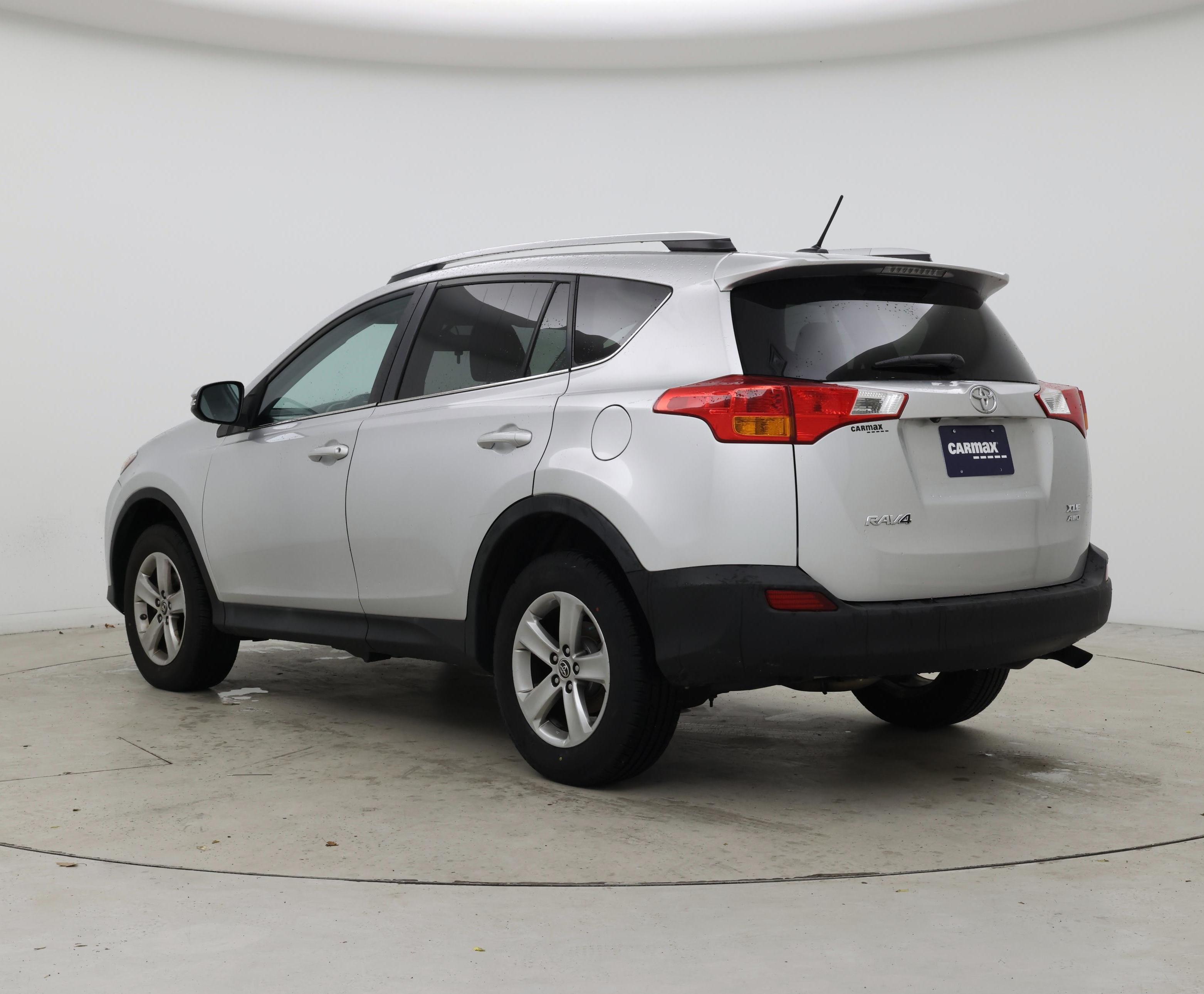Thumbnail: 2015 Toyota RAV4 - 2