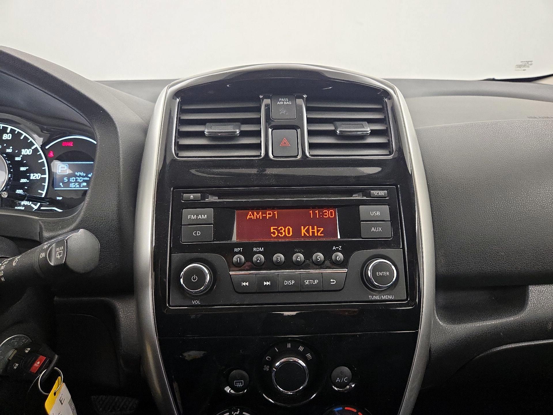 Thumbnail: 2015 Nissan Versa Note - 14