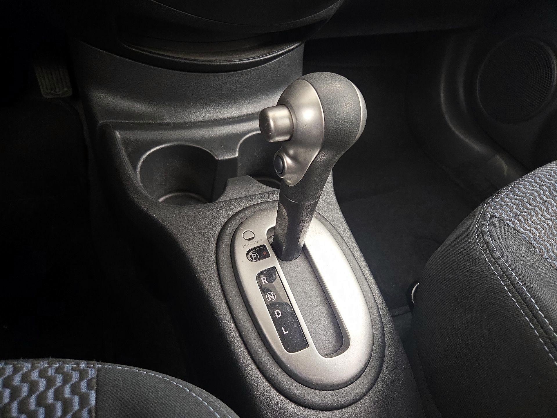 Thumbnail: 2015 Nissan Versa Note - 16