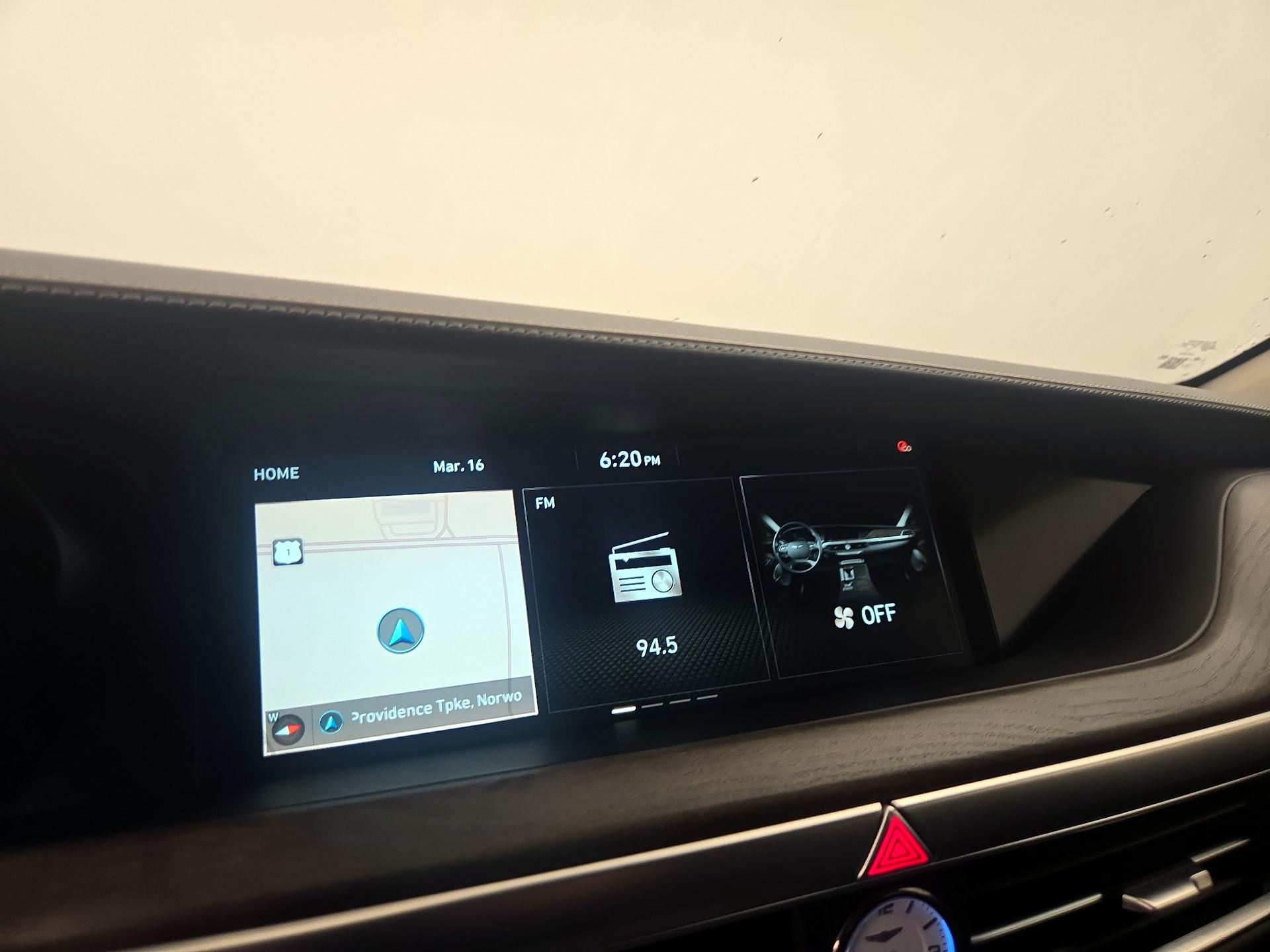 Thumbnail: 2020 Genesis G90 - 15