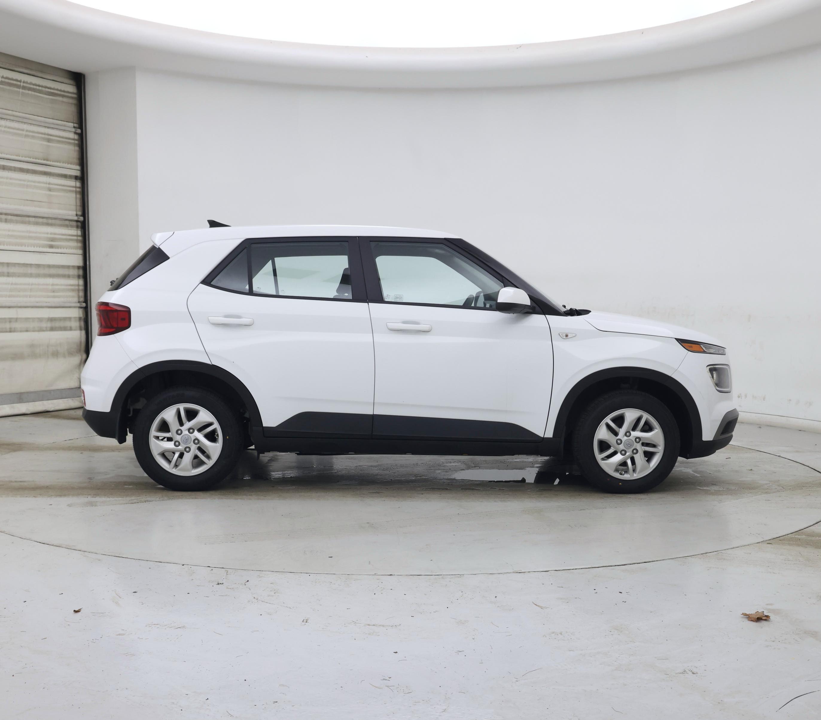 Thumbnail: 2021 Hyundai Venue - 7