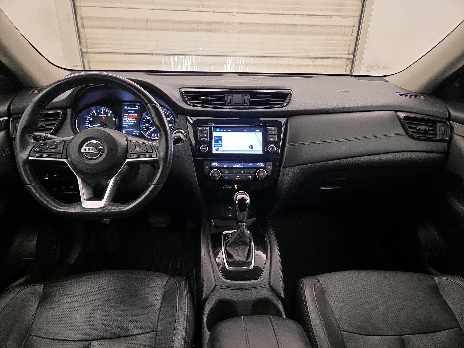 Thumbnail: 2017 Nissan Rogue - 9