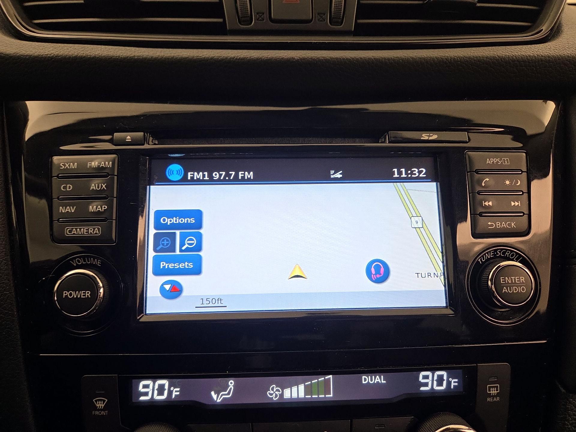 Thumbnail: 2017 Nissan Rogue - 14