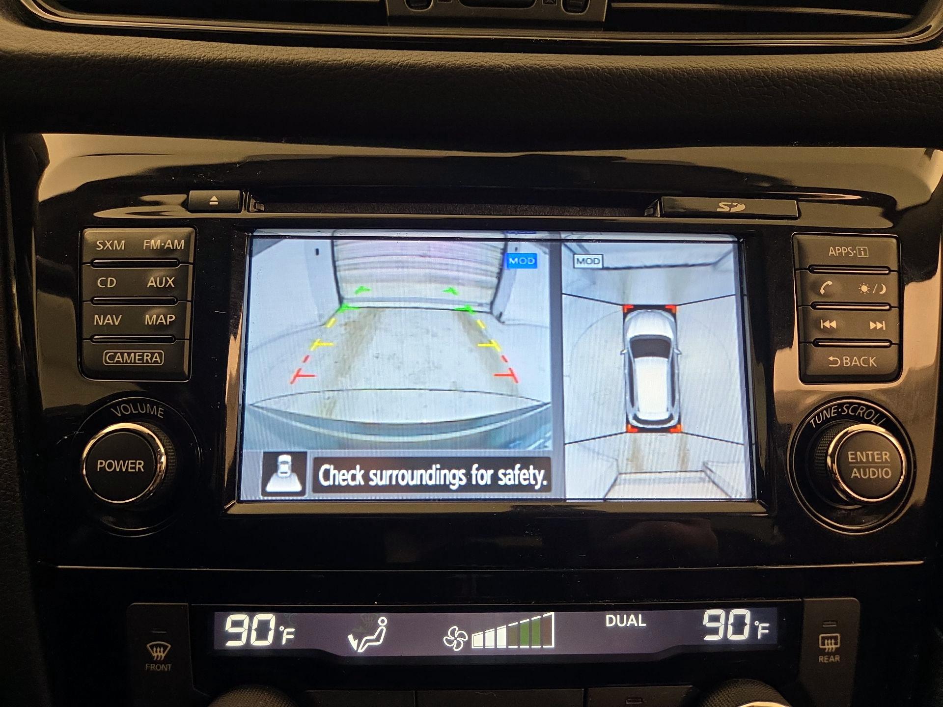 Thumbnail: 2017 Nissan Rogue - 15