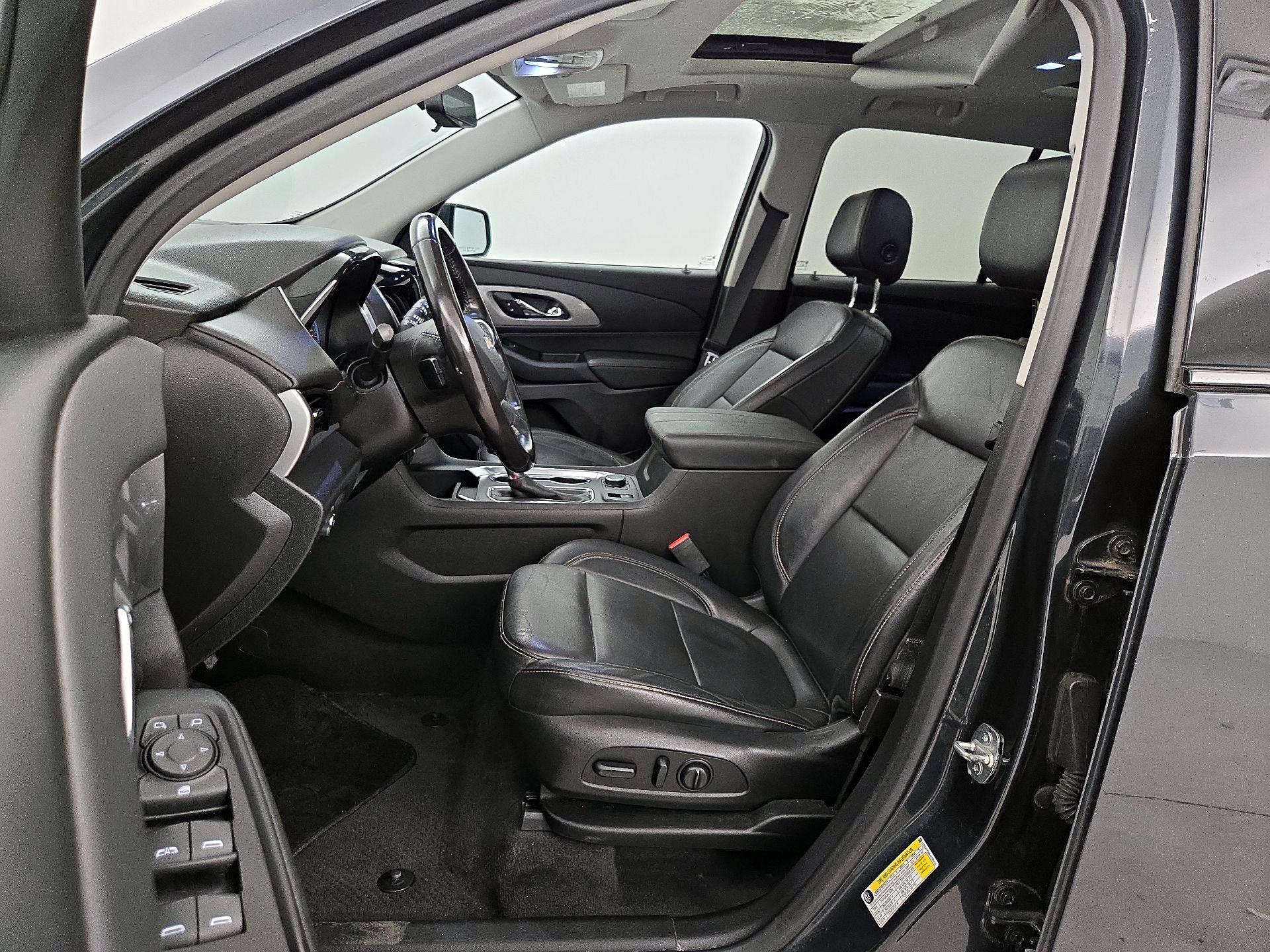 Thumbnail: 2019 Chevrolet Traverse - 11