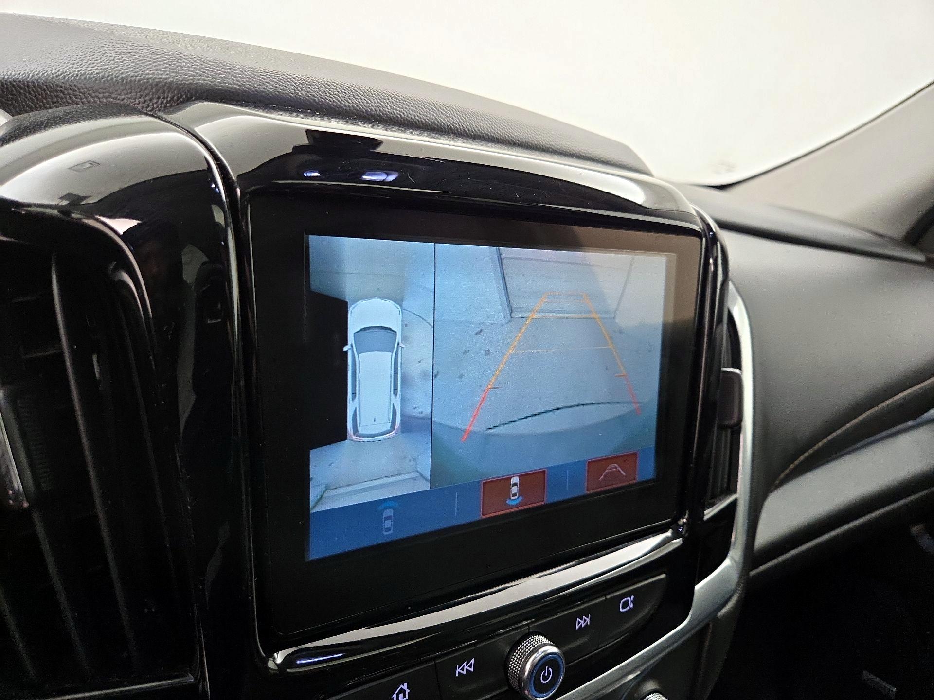 Thumbnail: 2019 Chevrolet Traverse - 15