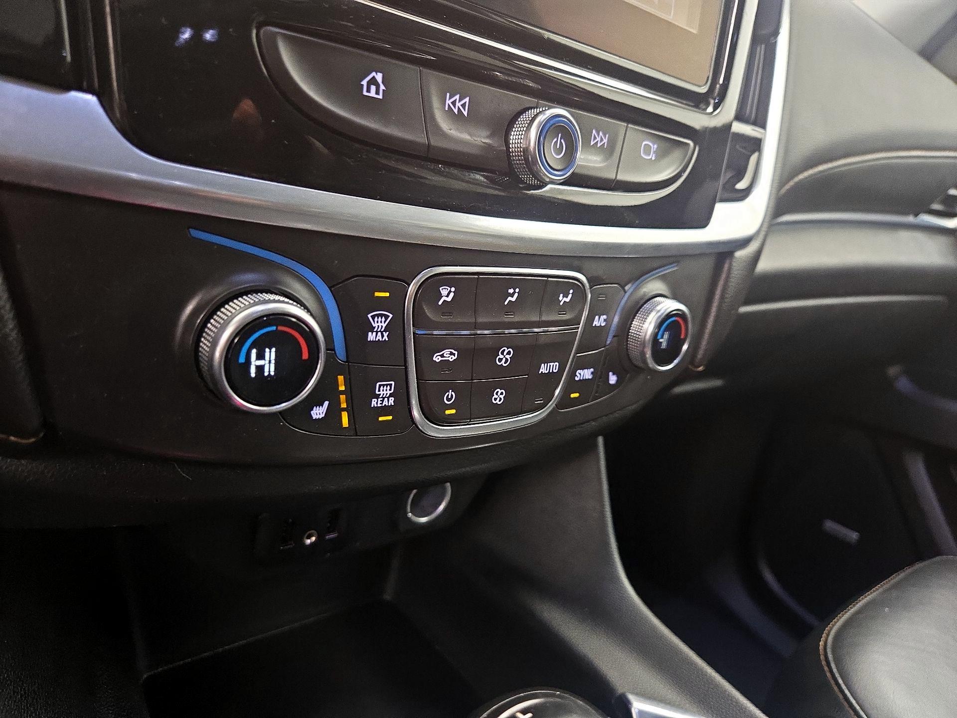 Thumbnail: 2019 Chevrolet Traverse - 17