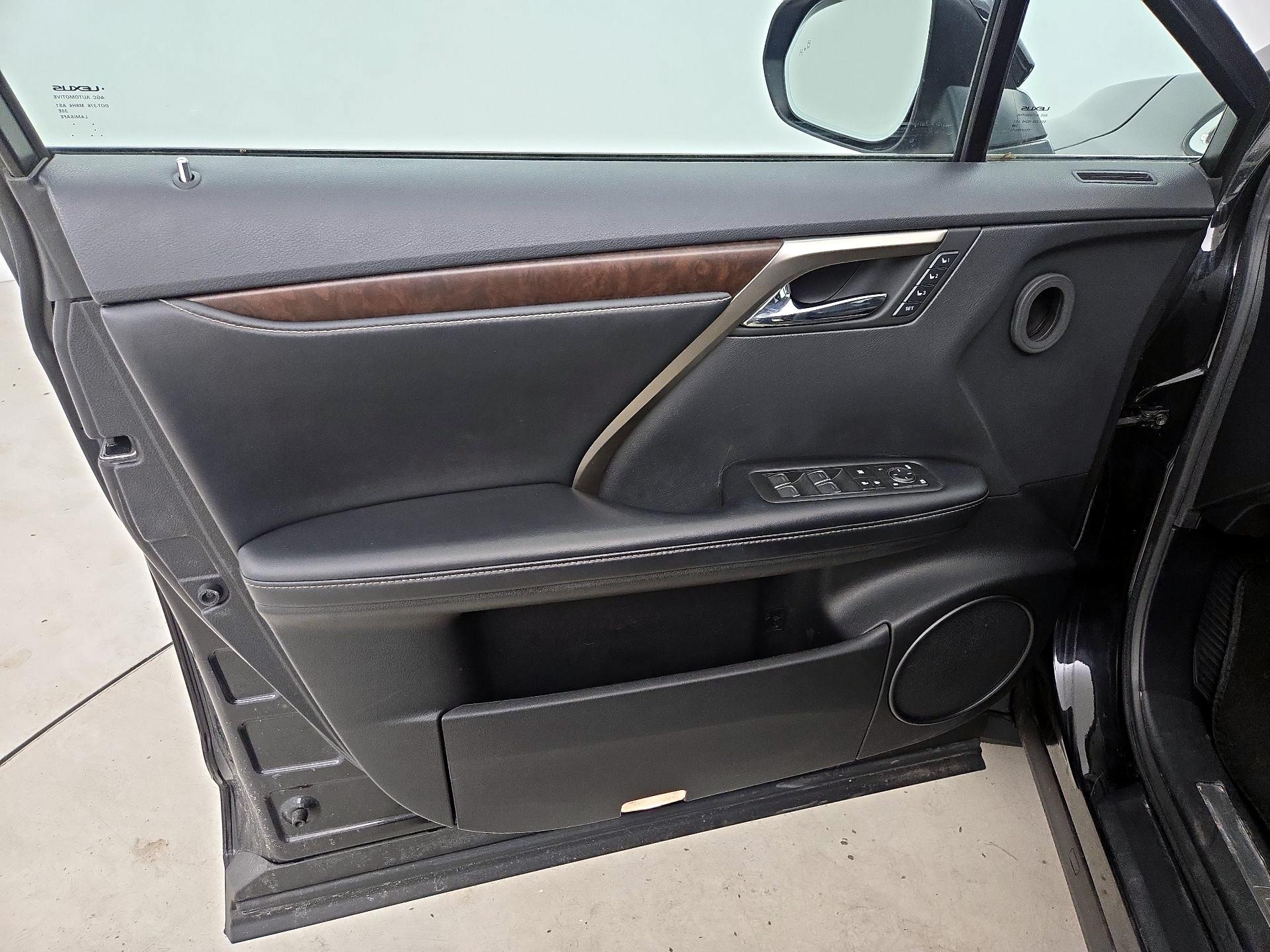 Thumbnail: 2020 Lexus RX - 12