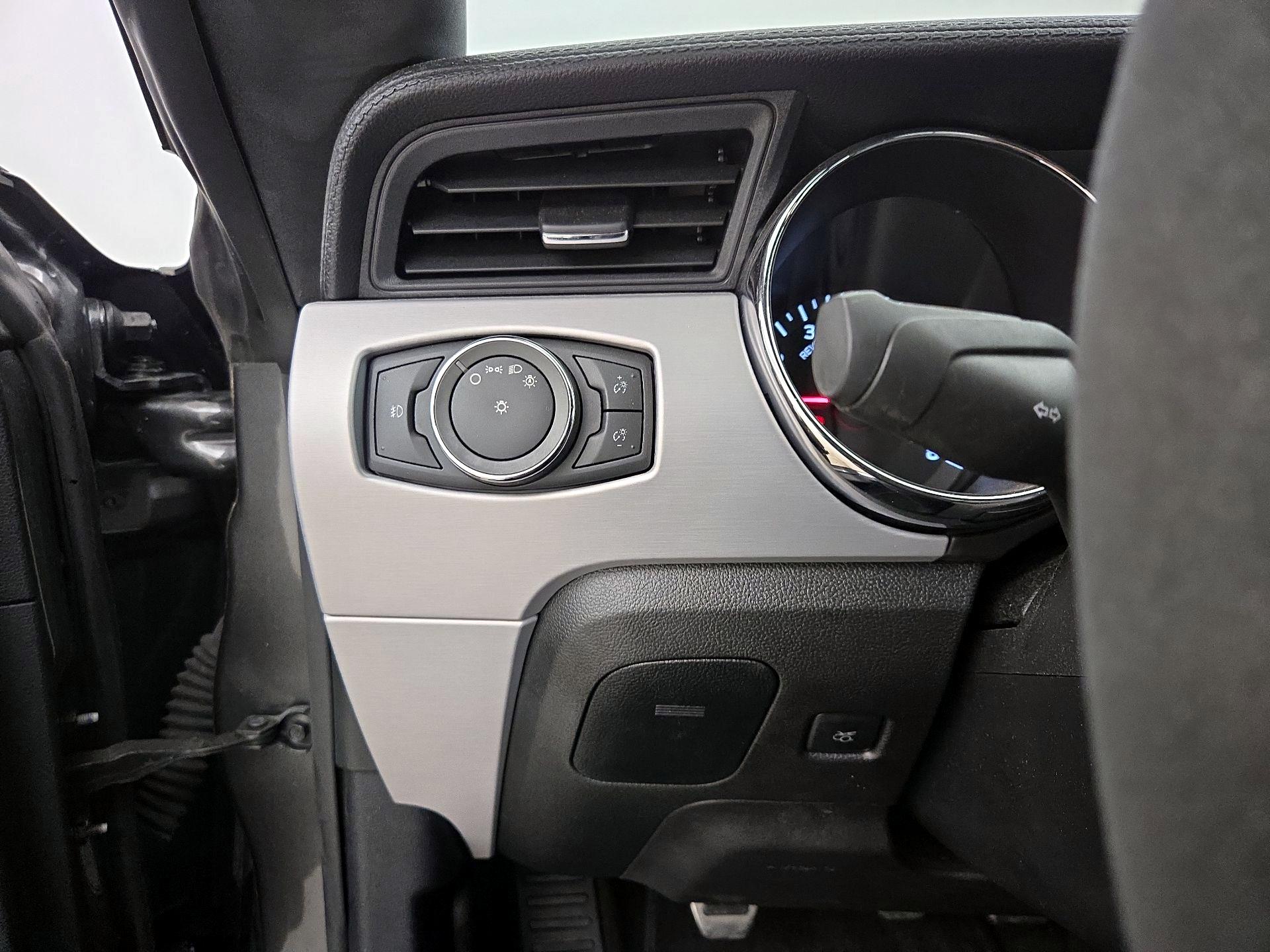 Thumbnail: 2016 Ford Mustang - 13