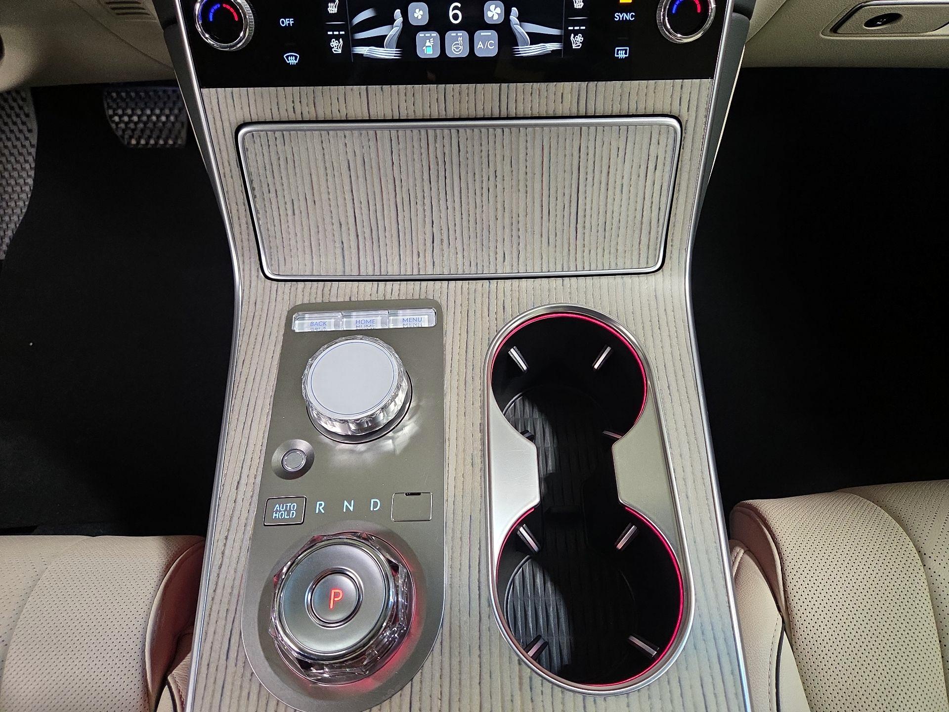 Thumbnail: 2025 Genesis GV80 - 18