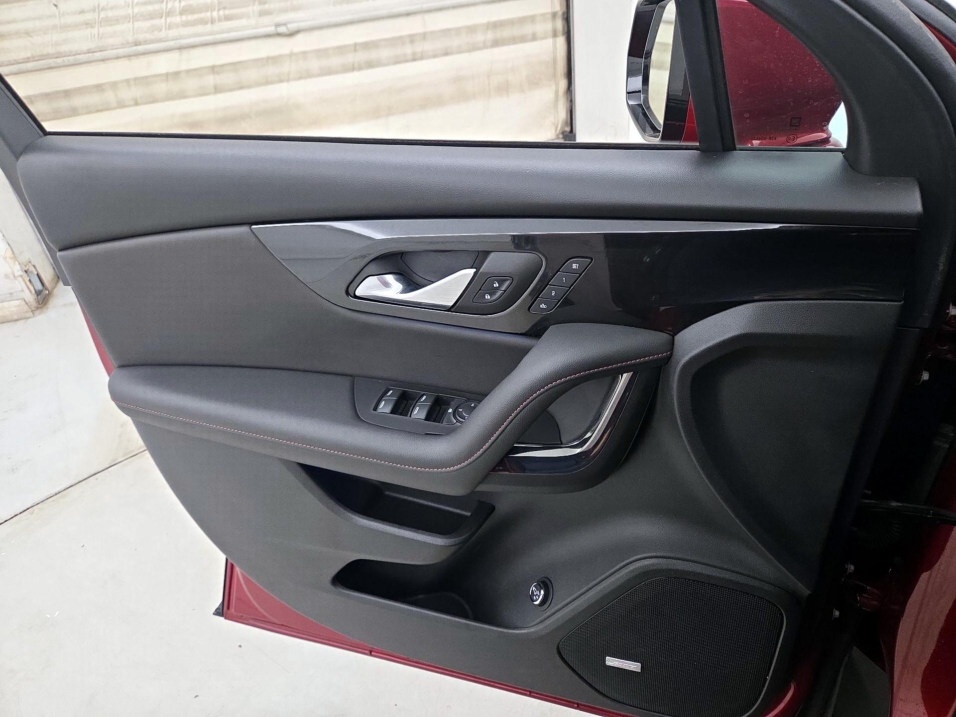 Thumbnail: 2023 Chevrolet Blazer - 12