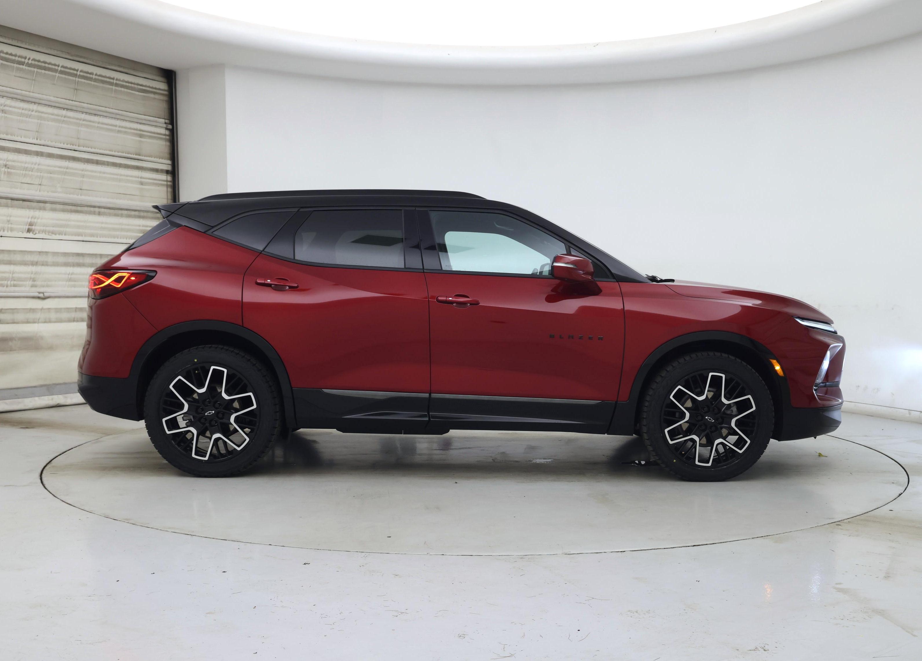 Thumbnail: 2023 Chevrolet Blazer - 7