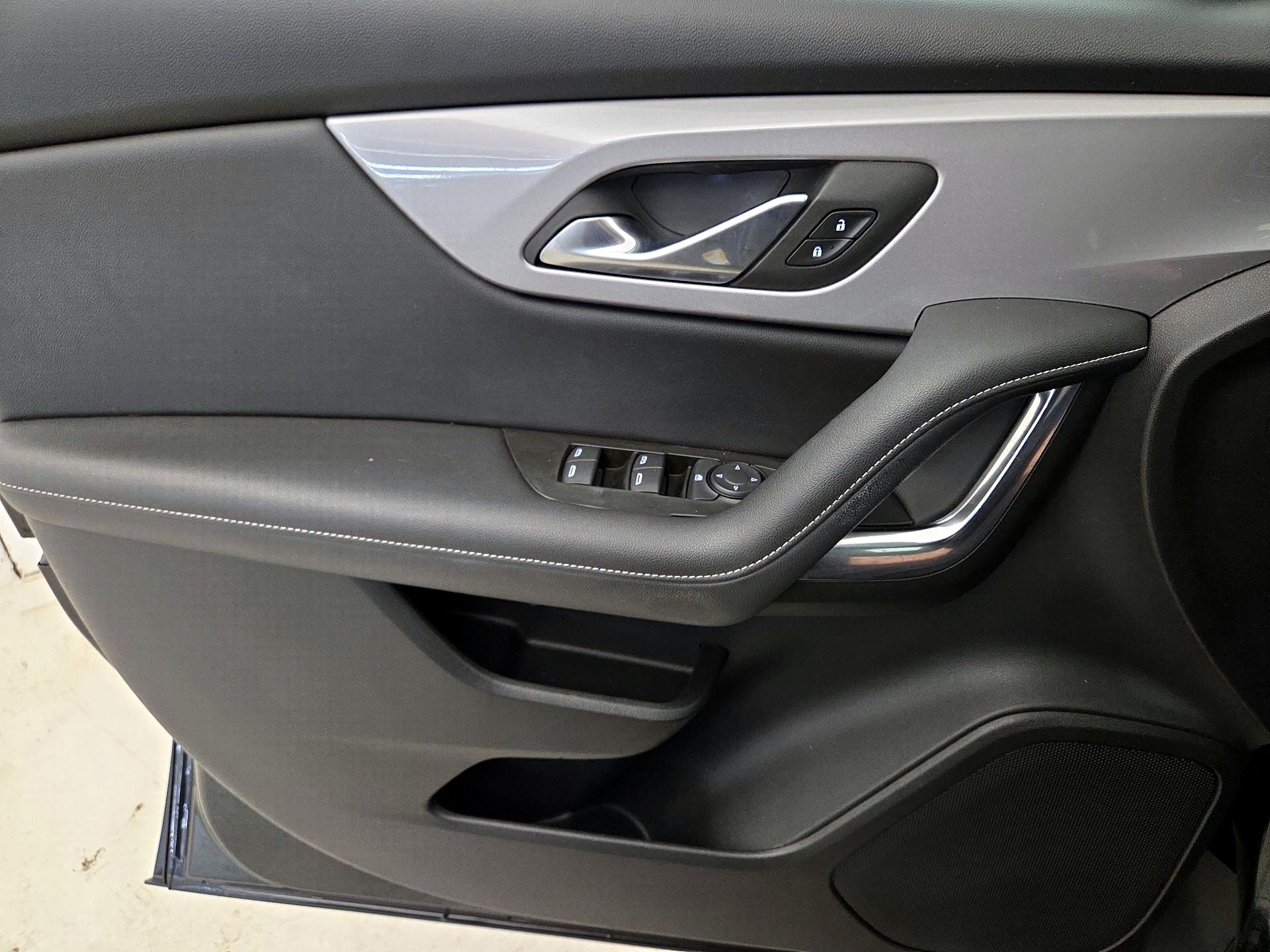 Thumbnail: 2023 Chevrolet Blazer - 12