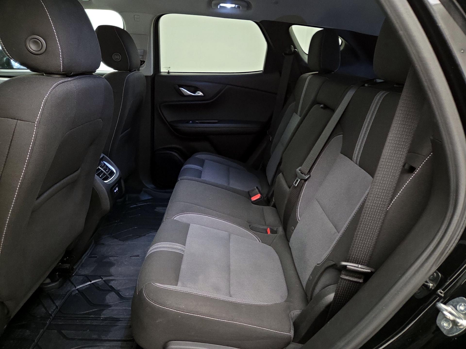 Thumbnail: 2023 Chevrolet Blazer - 19