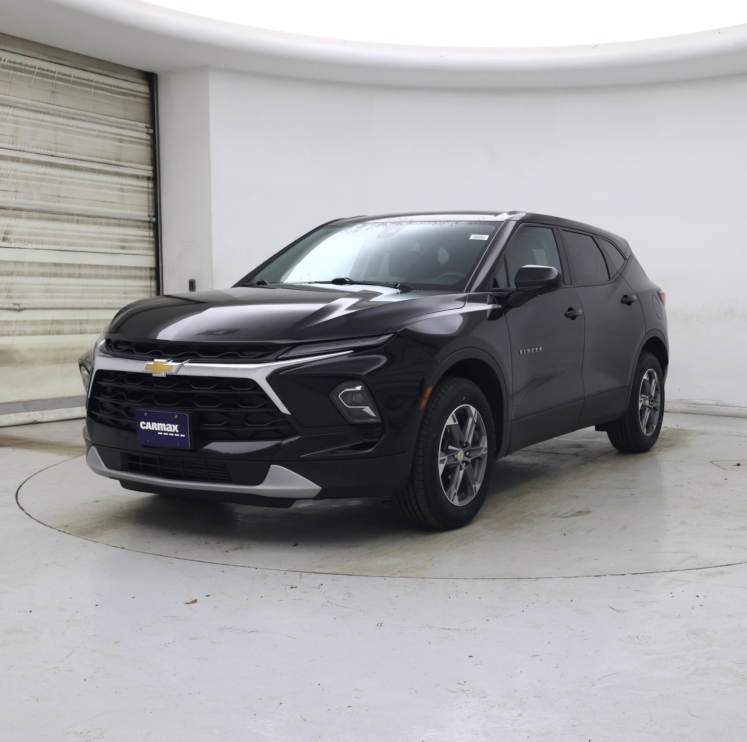 Thumbnail: 2023 Chevrolet Blazer - 4