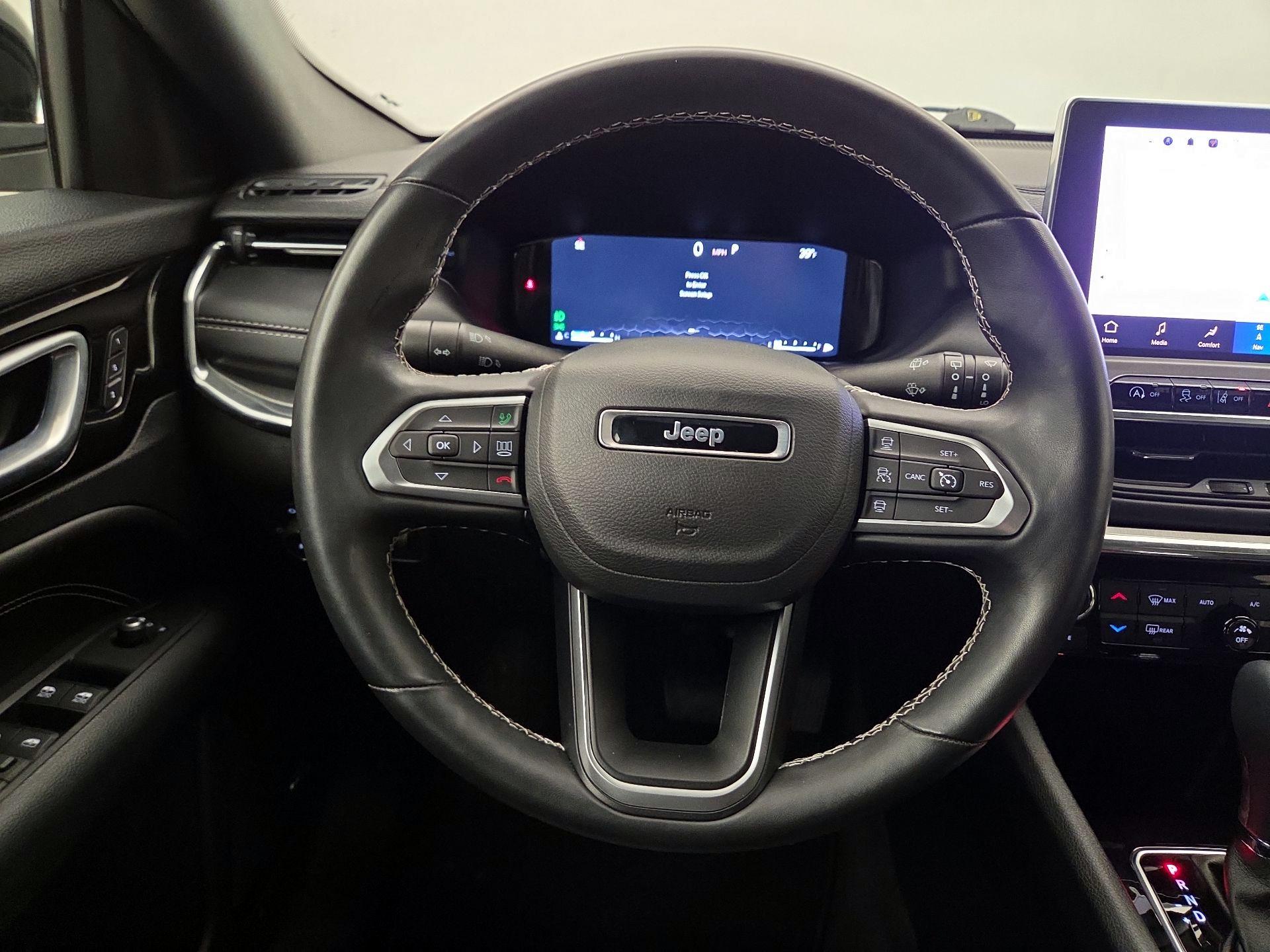 Thumbnail: 2022 Jeep Compass - 10