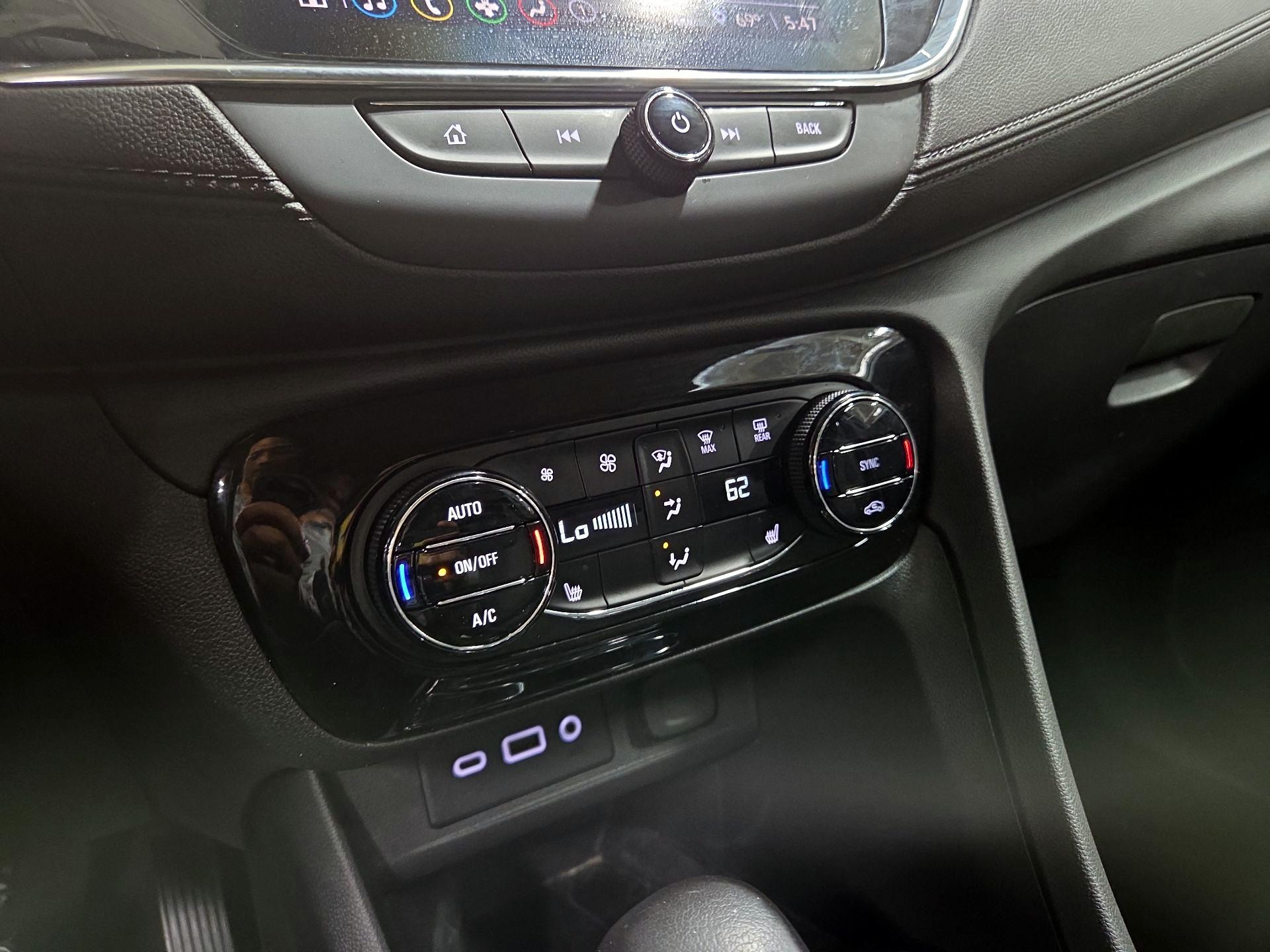 Thumbnail: 2022 Buick Encore GX - 16