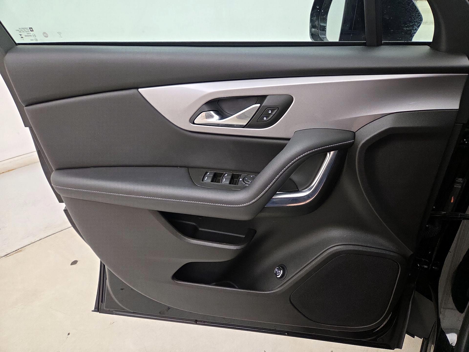 Thumbnail: 2024 Chevrolet Blazer - 12