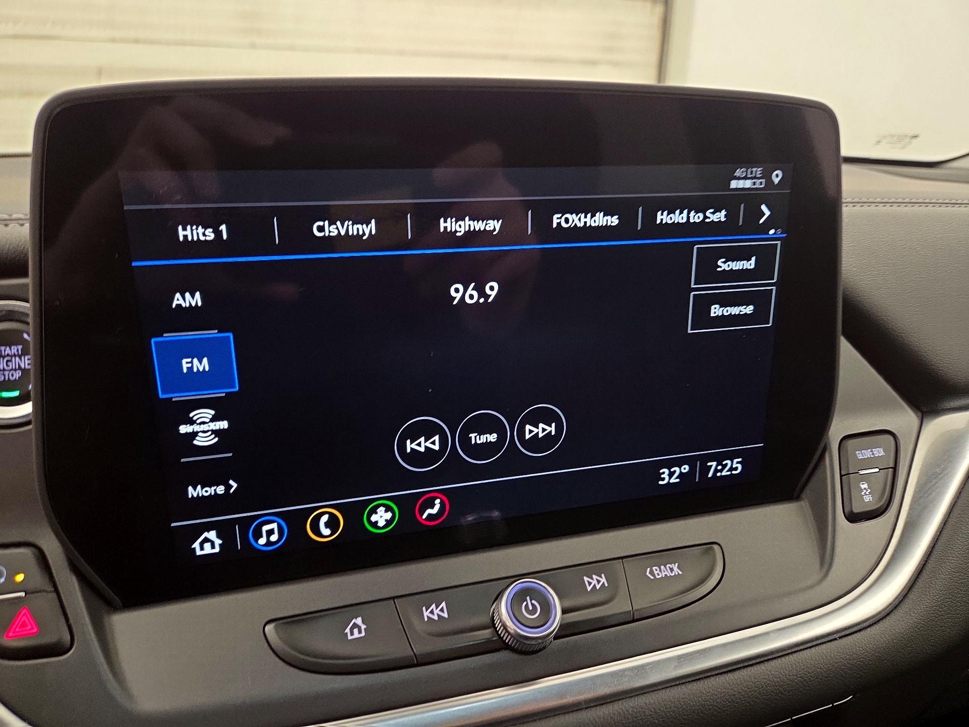 Thumbnail: 2024 Chevrolet Blazer - 15