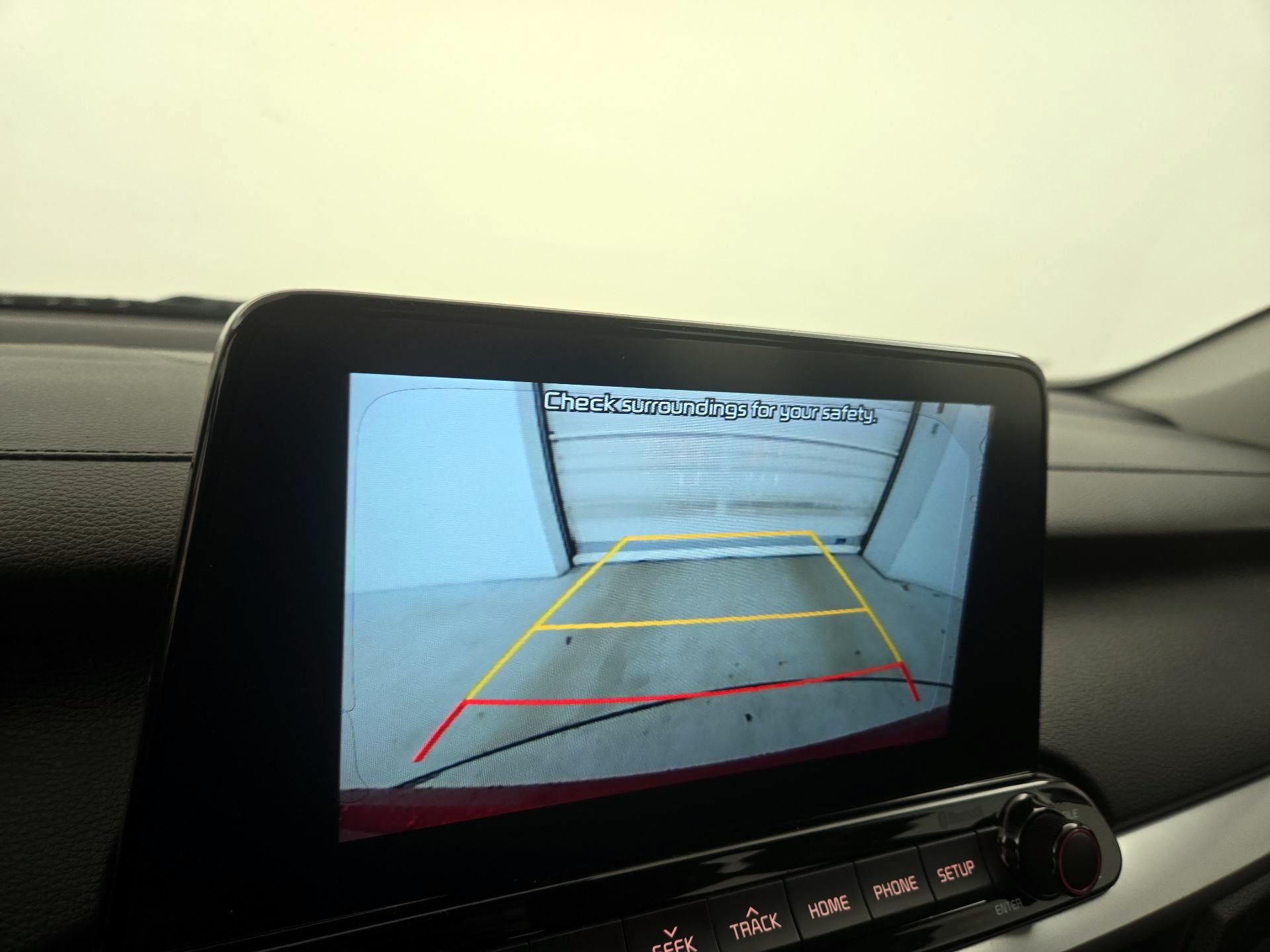 Thumbnail: 2020 Kia Forte - 14