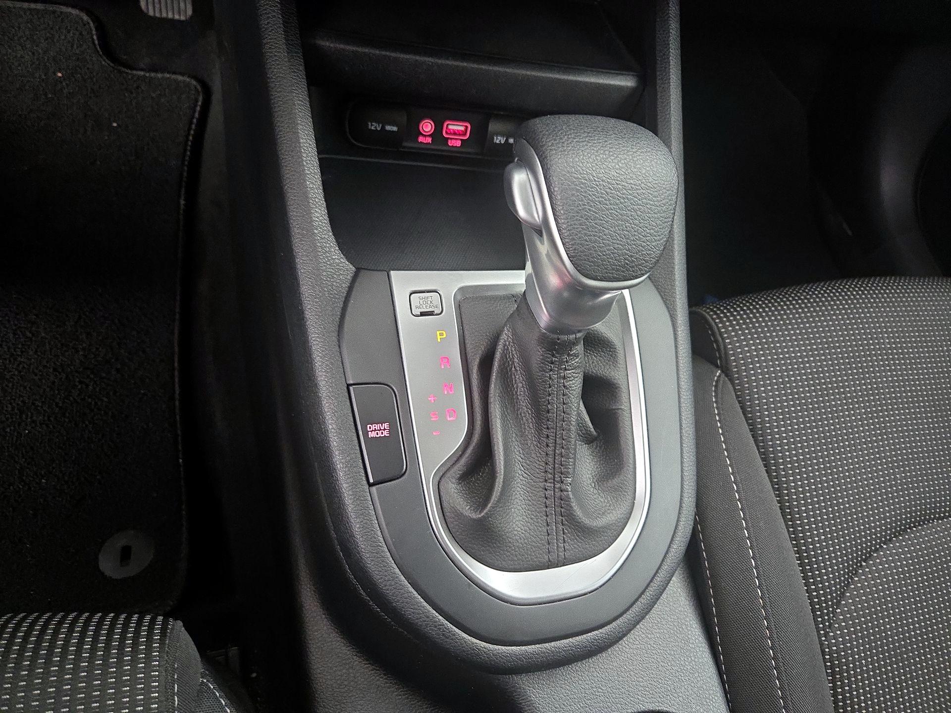 Thumbnail: 2020 Kia Forte - 17