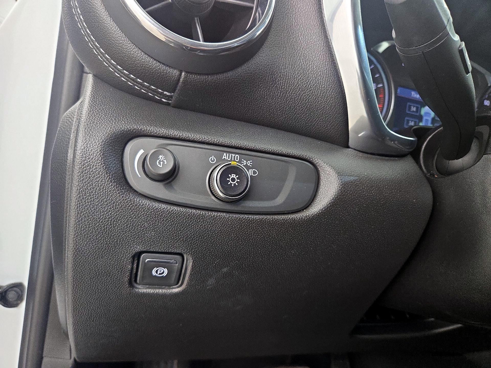 Thumbnail: 2023 Chevrolet Blazer - 13