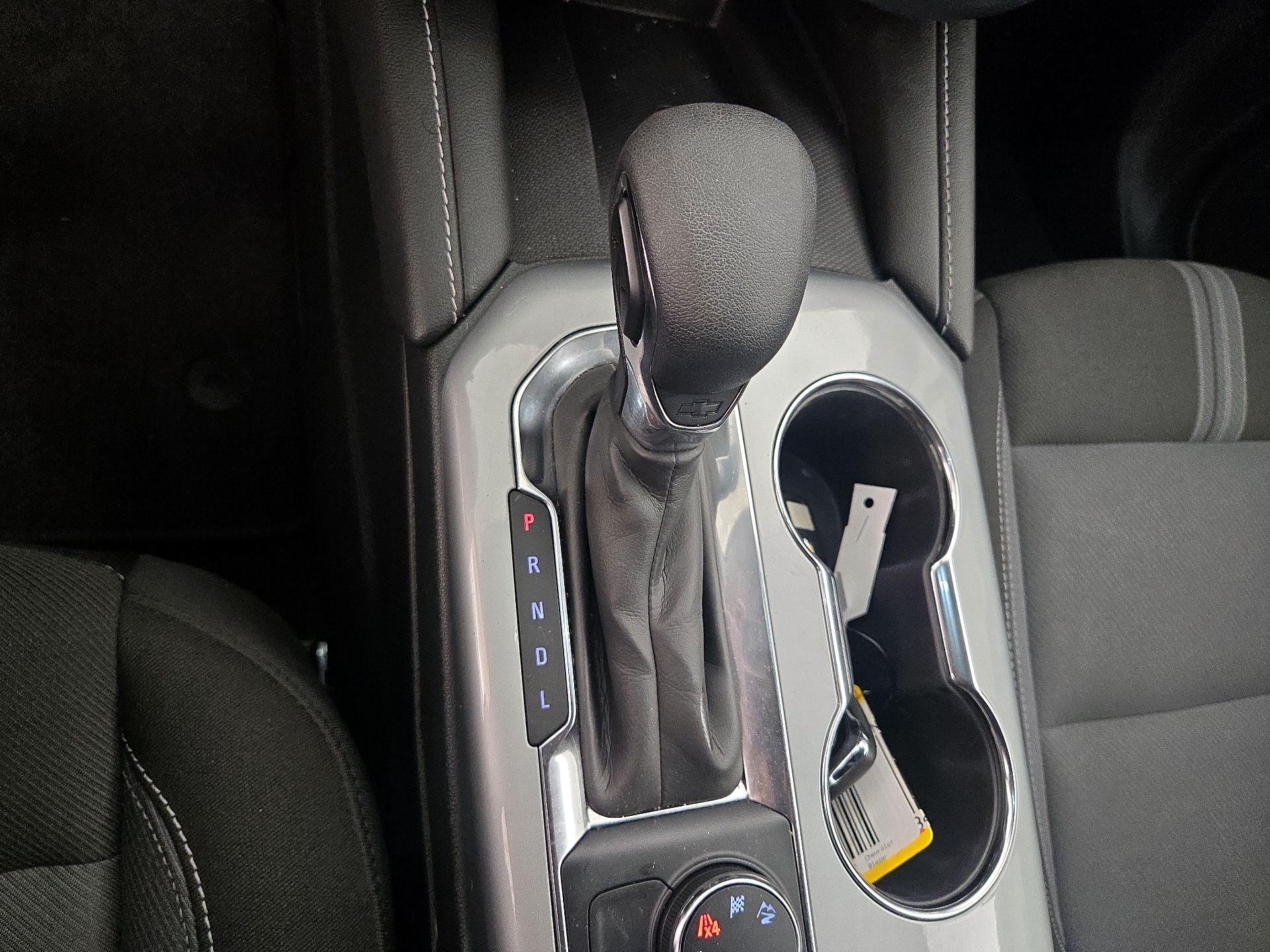 Thumbnail: 2023 Chevrolet Blazer - 17