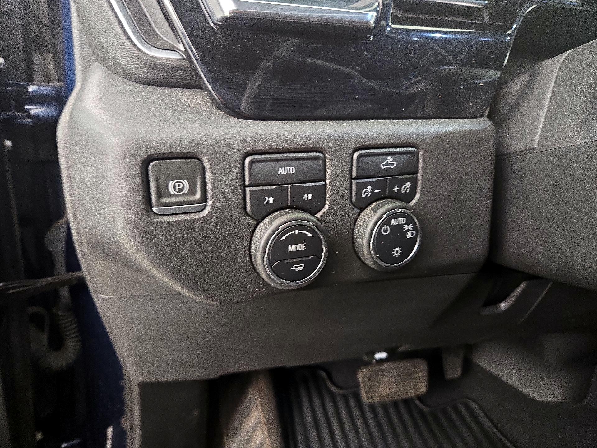 Thumbnail: 2023 Chevrolet Silverado 1500 - 13