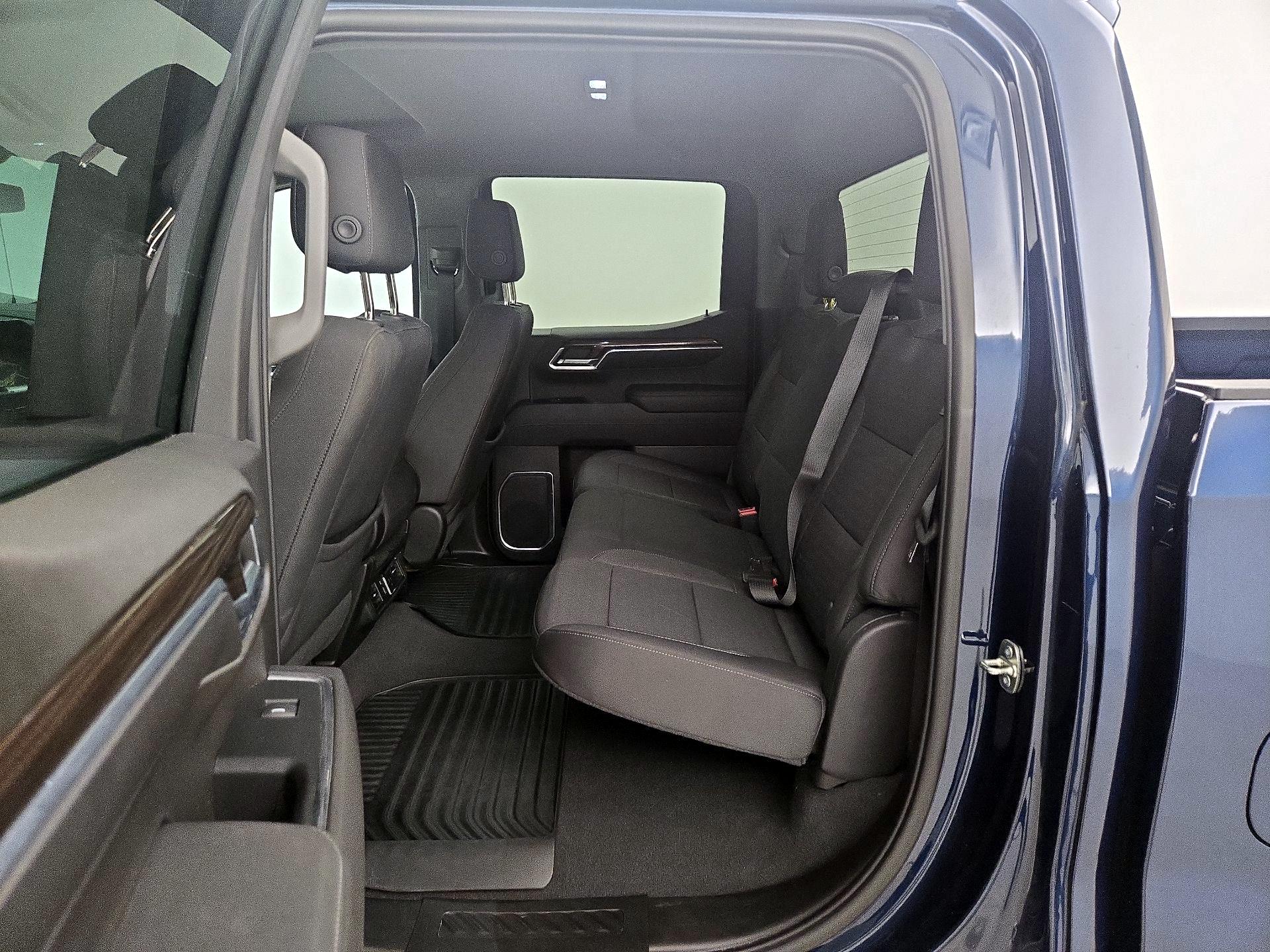 Thumbnail: 2023 Chevrolet Silverado 1500 - 19