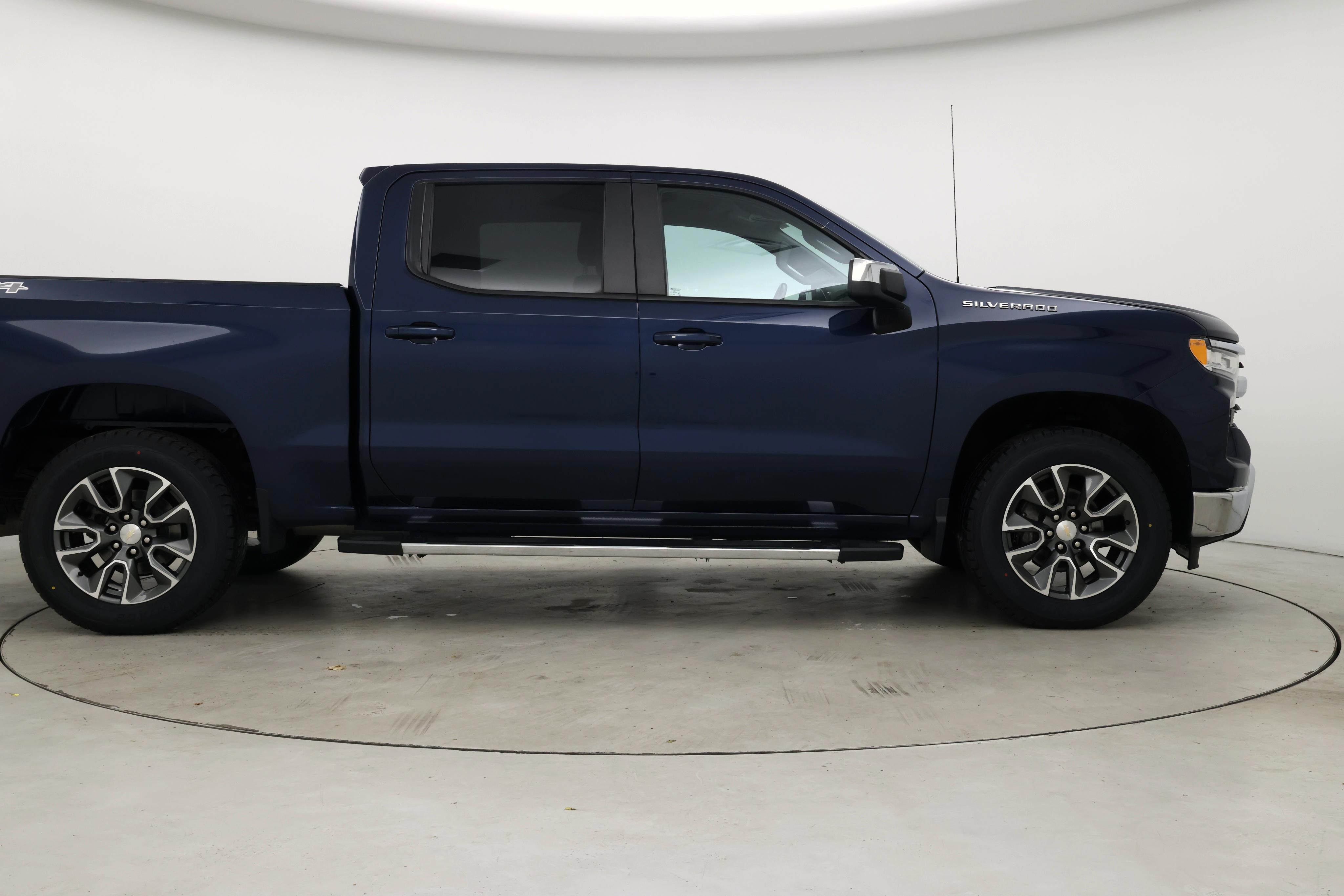 Thumbnail: 2023 Chevrolet Silverado 1500 - 7