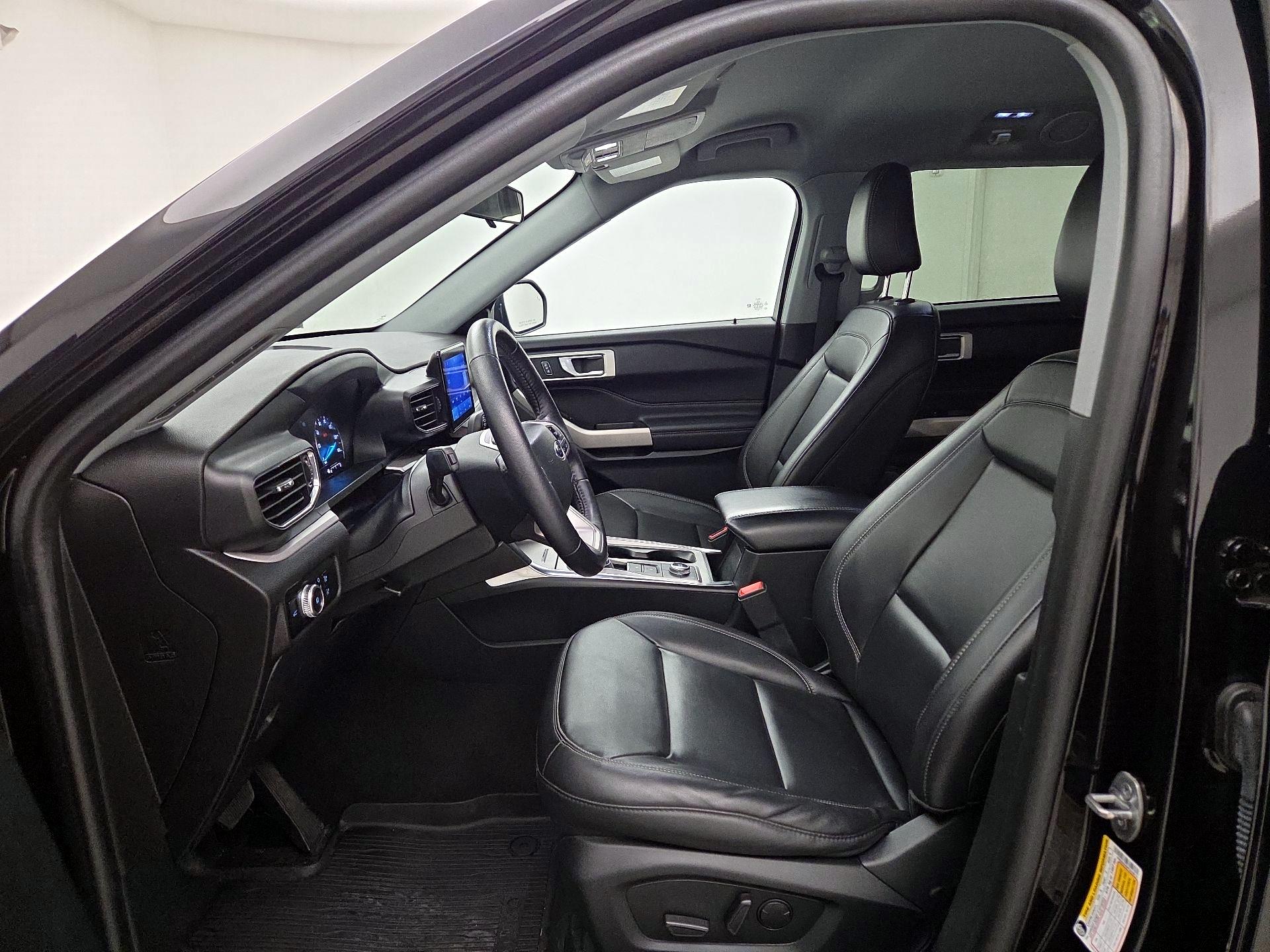 Thumbnail: 2023 Ford Explorer - 11