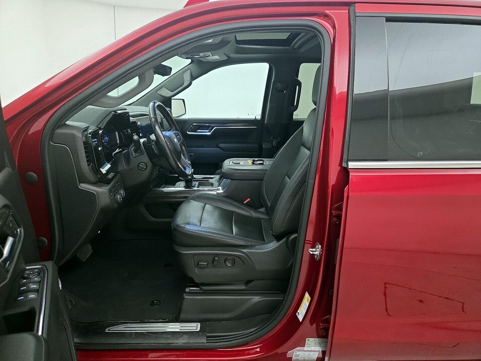 2022 Chevrolet Silverado 1500 LTZ - Photo 12