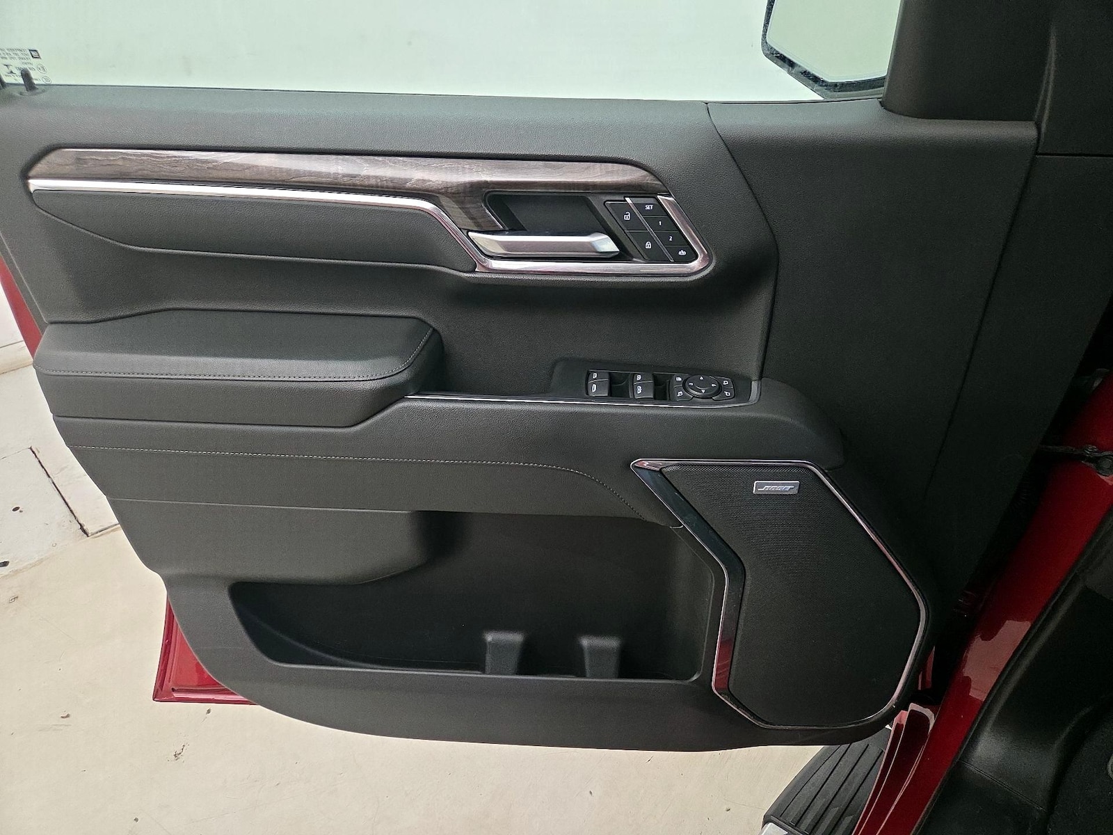 2022 Chevrolet Silverado 1500 LTZ - Photo 13