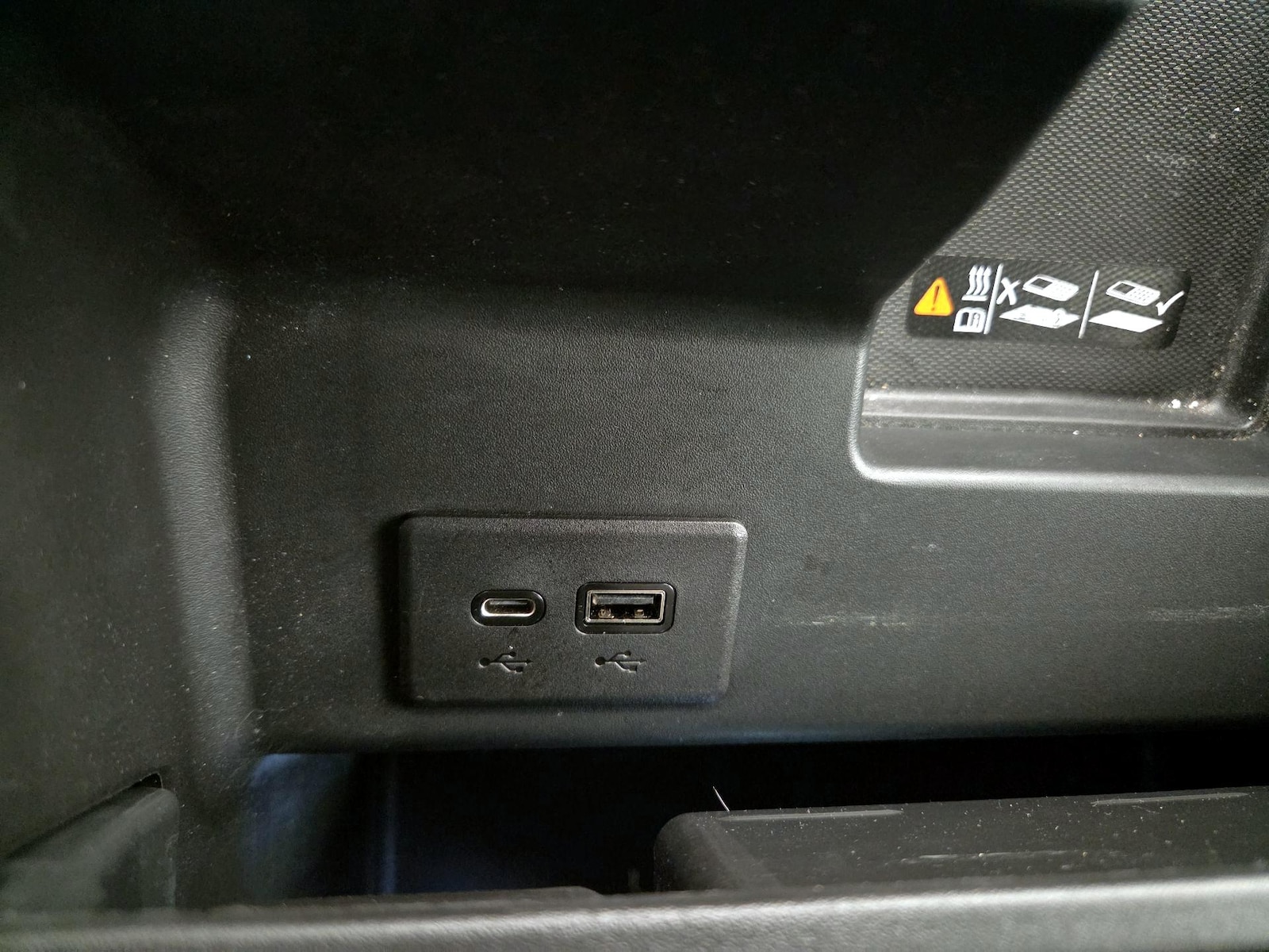 2022 Chevrolet Silverado 1500 LTZ - Photo 19