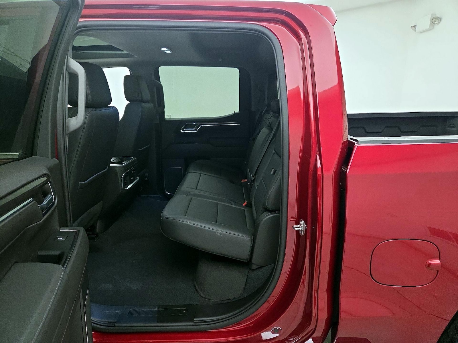 2022 Chevrolet Silverado 1500 LTZ - Photo 21