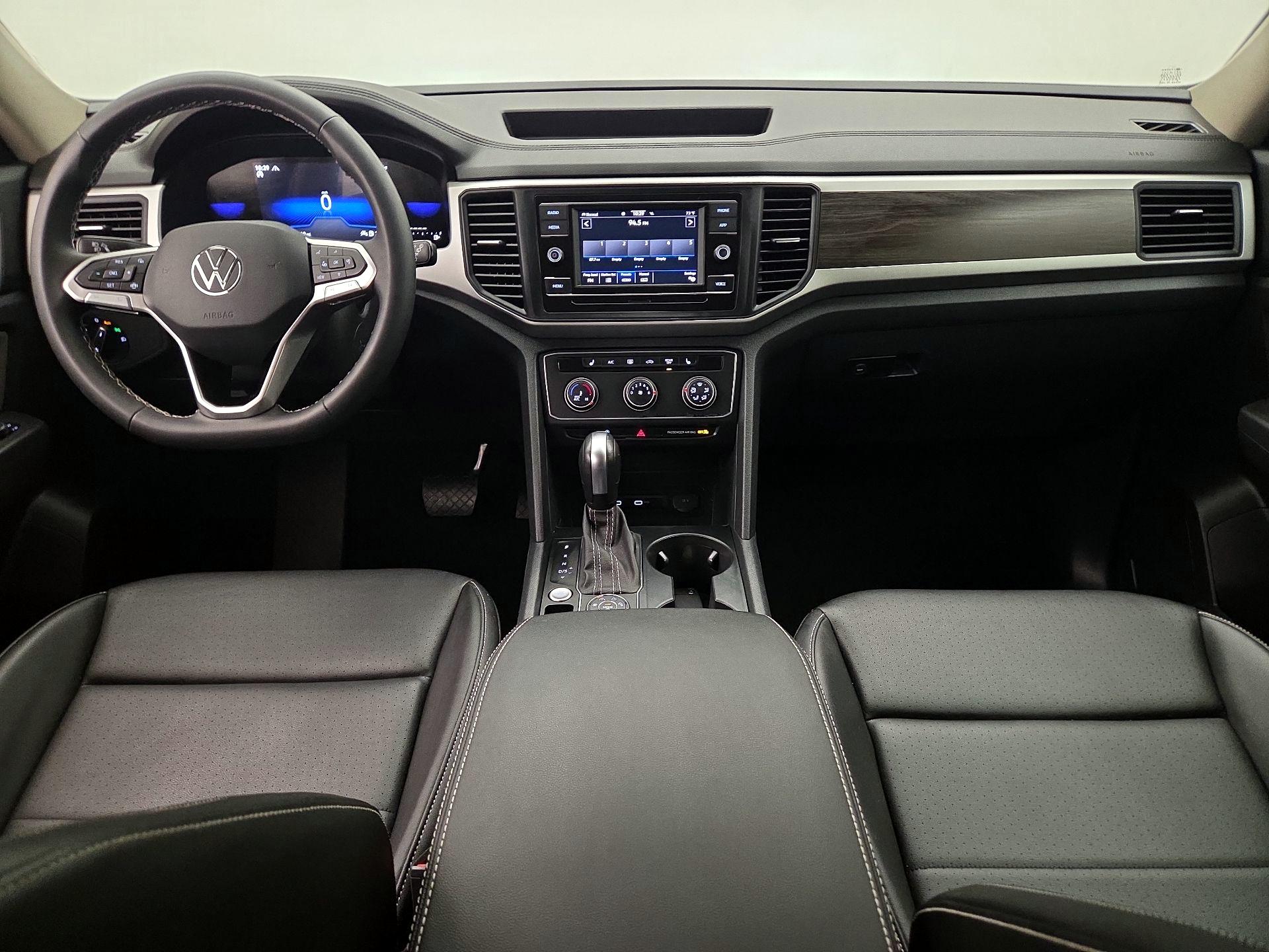 Thumbnail: 2023 Volkswagen Atlas - 9