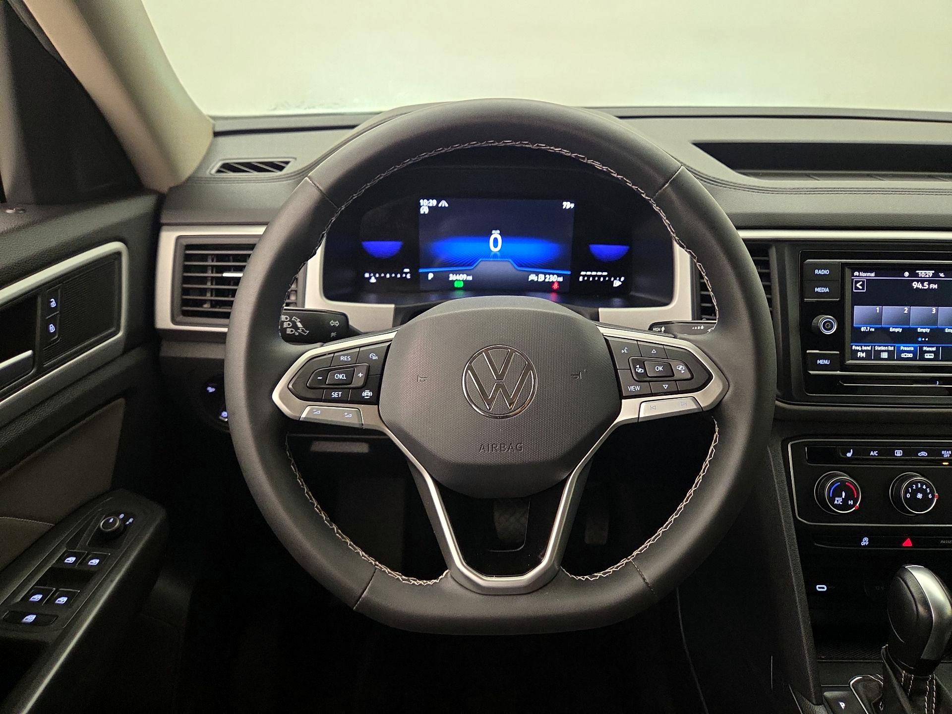 Thumbnail: 2023 Volkswagen Atlas - 10