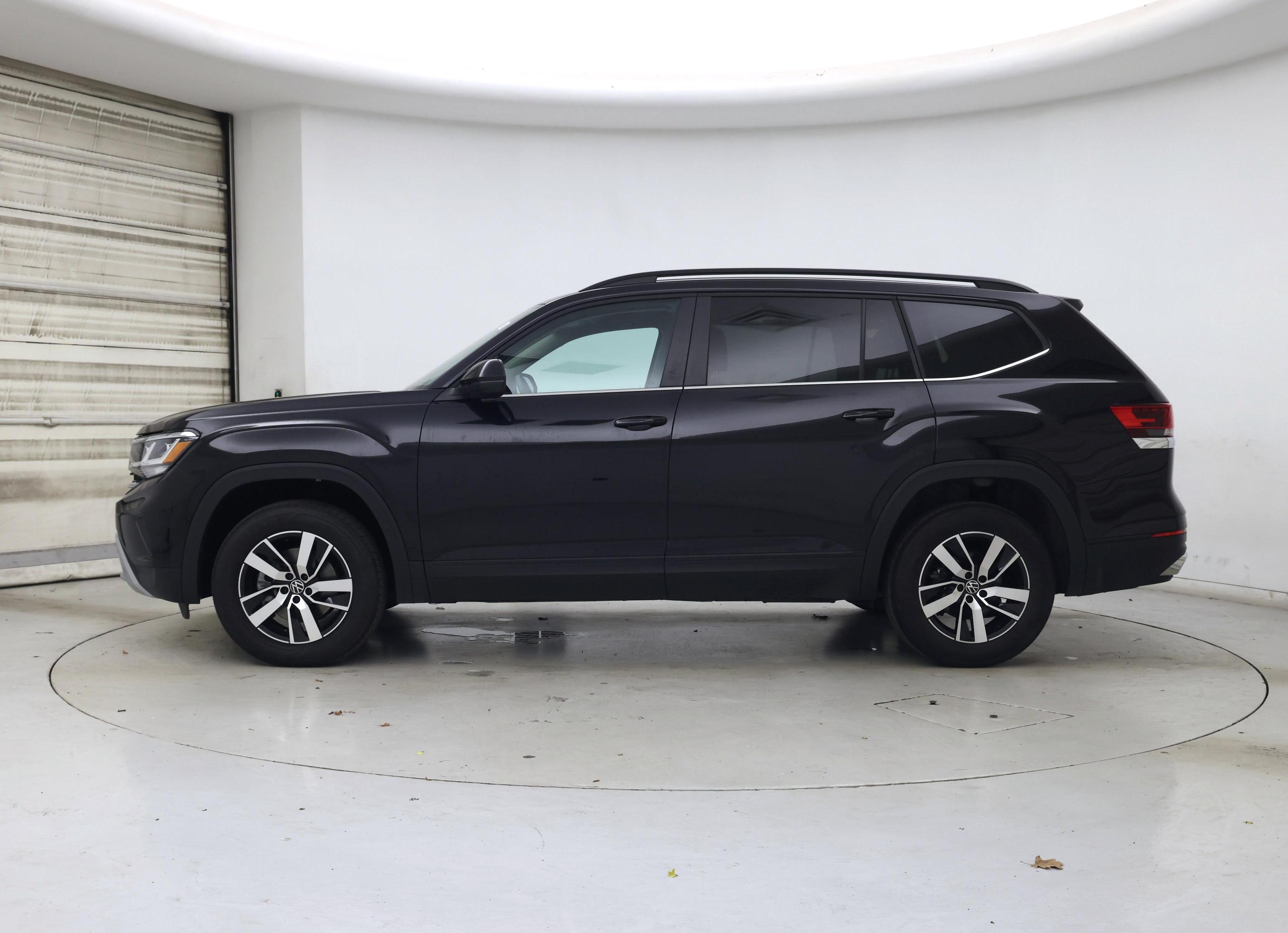 Thumbnail: 2023 Volkswagen Atlas - 3