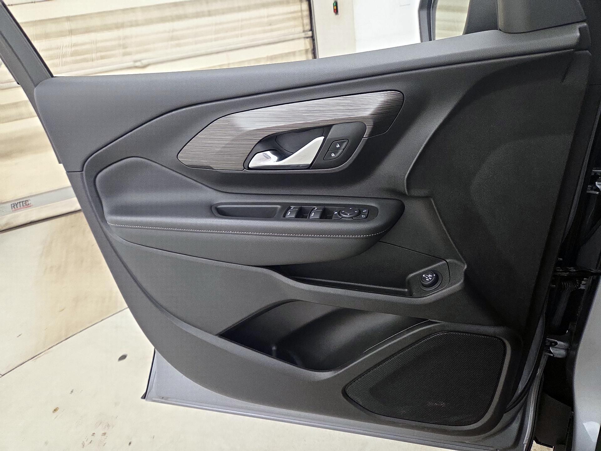 Thumbnail: 2024 GMC Terrain - 12