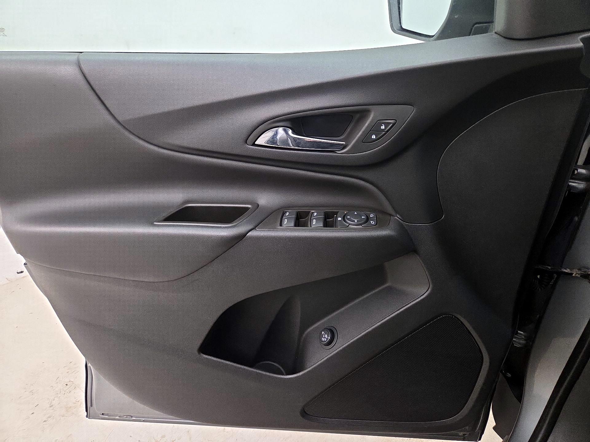 Thumbnail: 2023 Chevrolet Equinox - 12