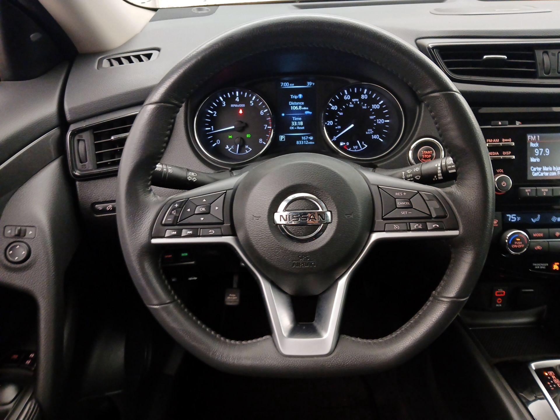 Thumbnail: 2017 Nissan Rogue - 10