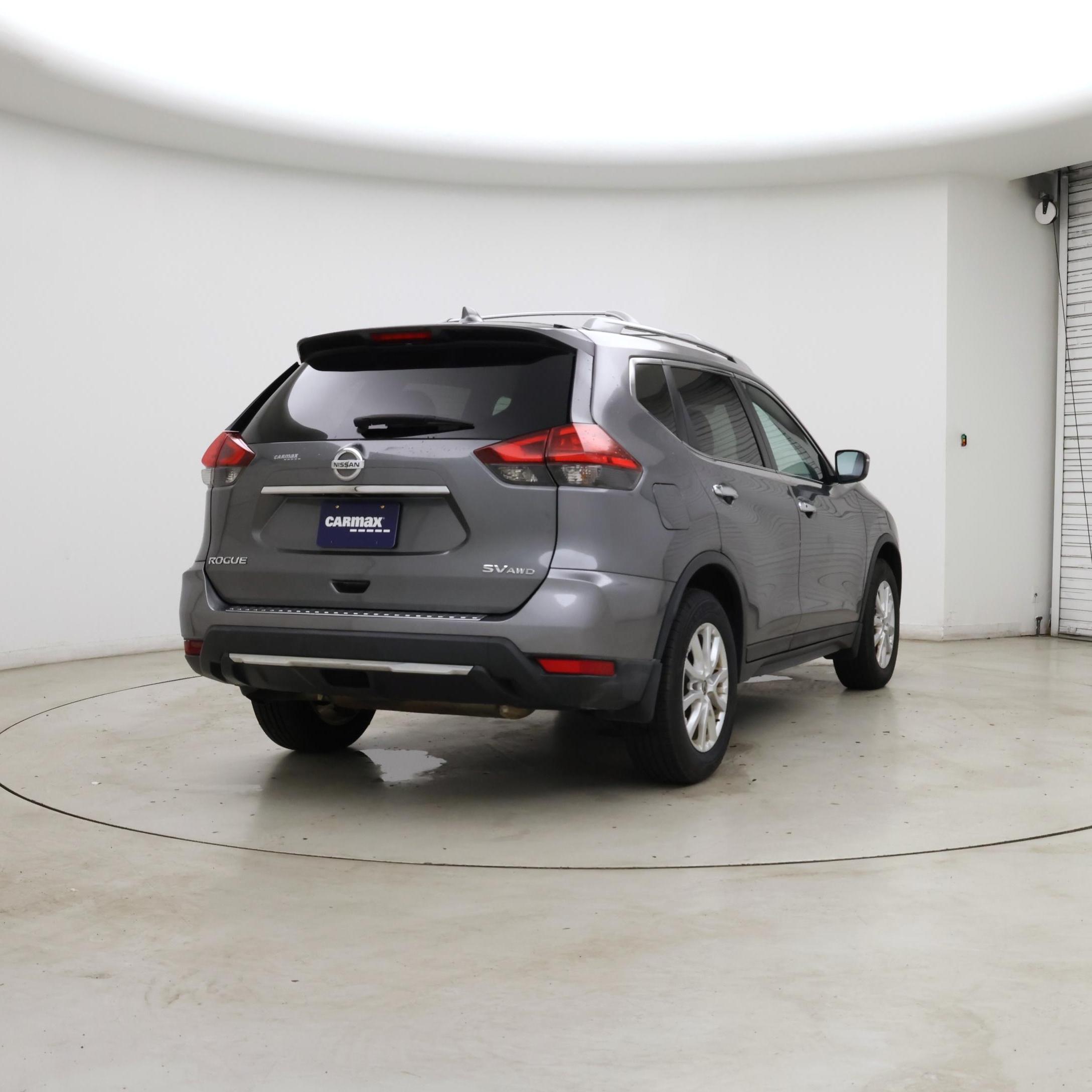 Thumbnail: 2017 Nissan Rogue - 8