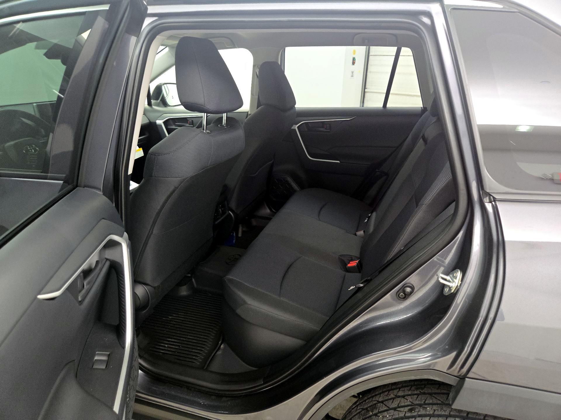 Thumbnail: 2025 Toyota RAV4 - 19