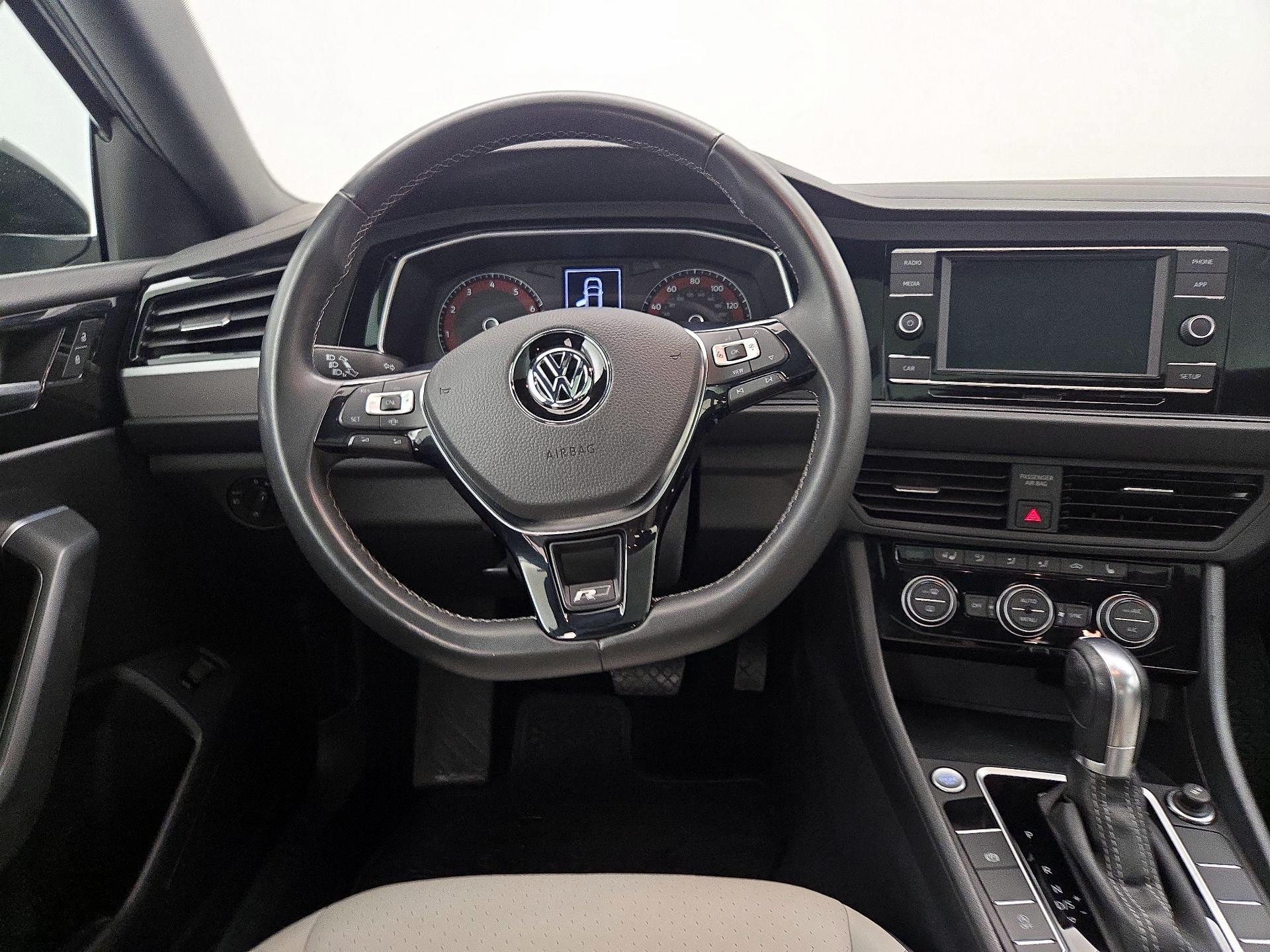 Thumbnail: 2019 Volkswagen Jetta - 10