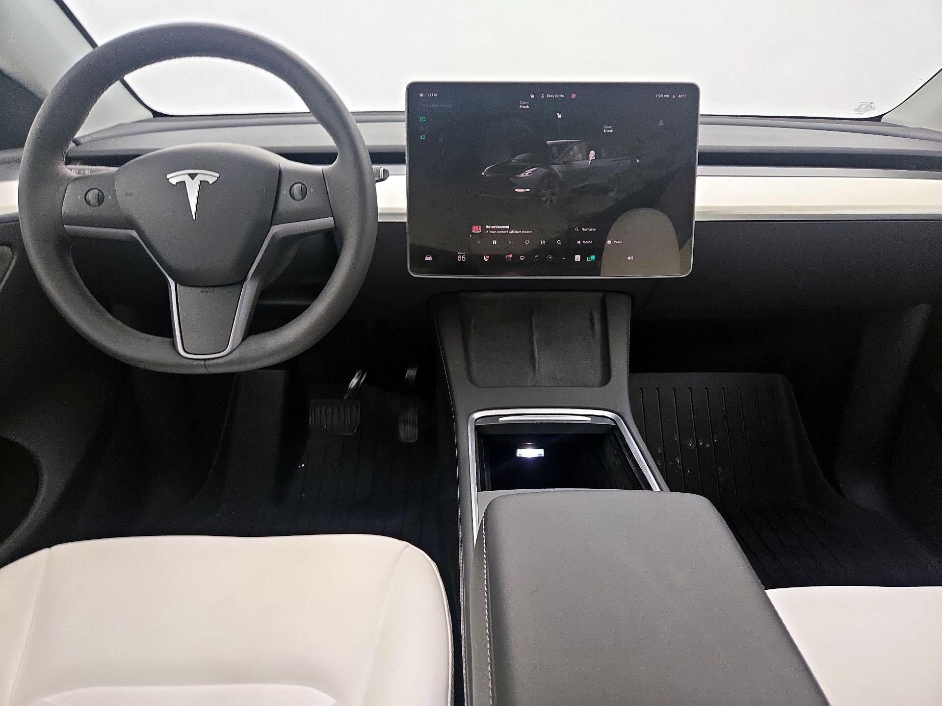 Thumbnail: 2025 Tesla Model Y - 9