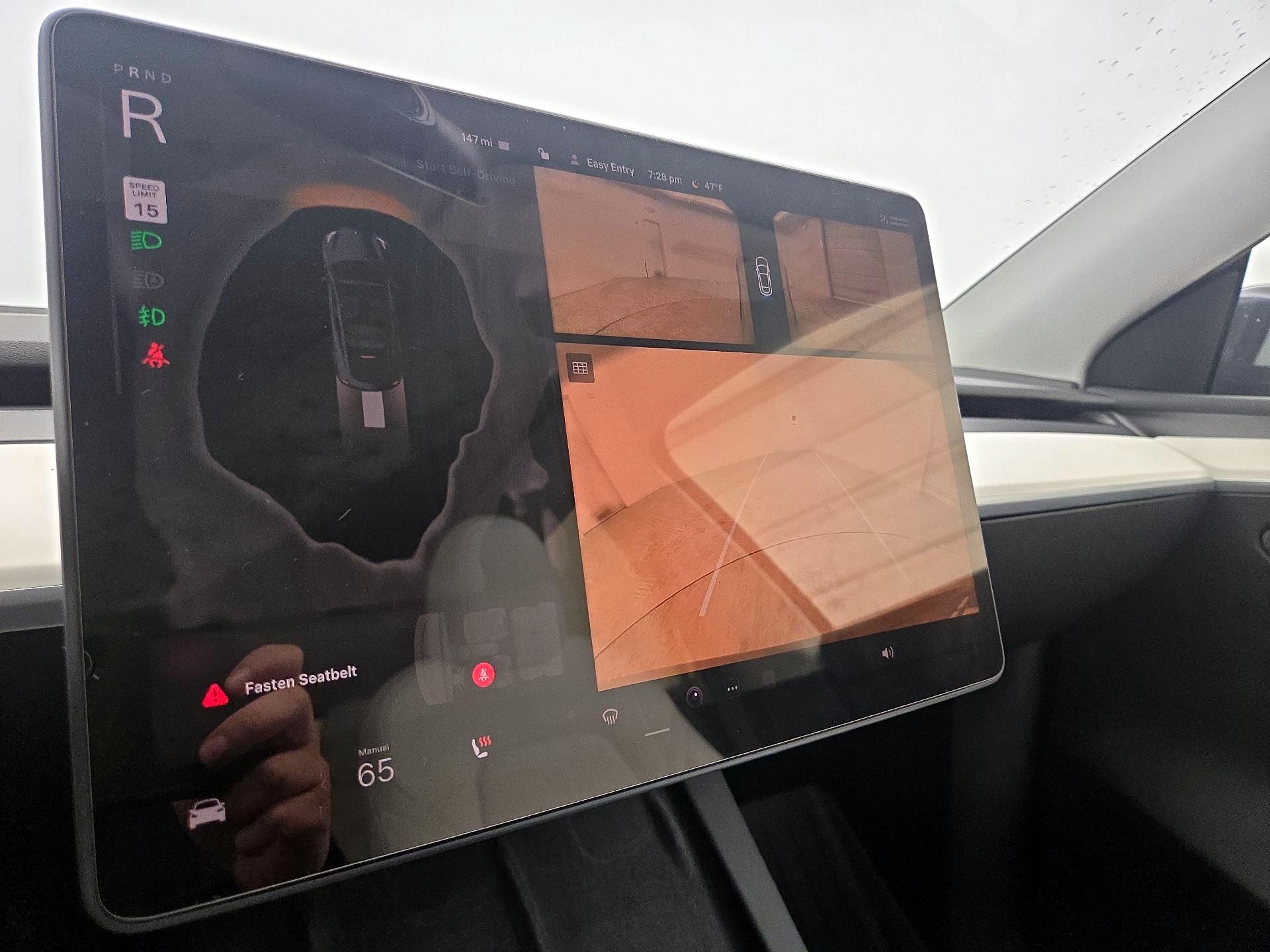 Thumbnail: 2025 Tesla Model Y - 14