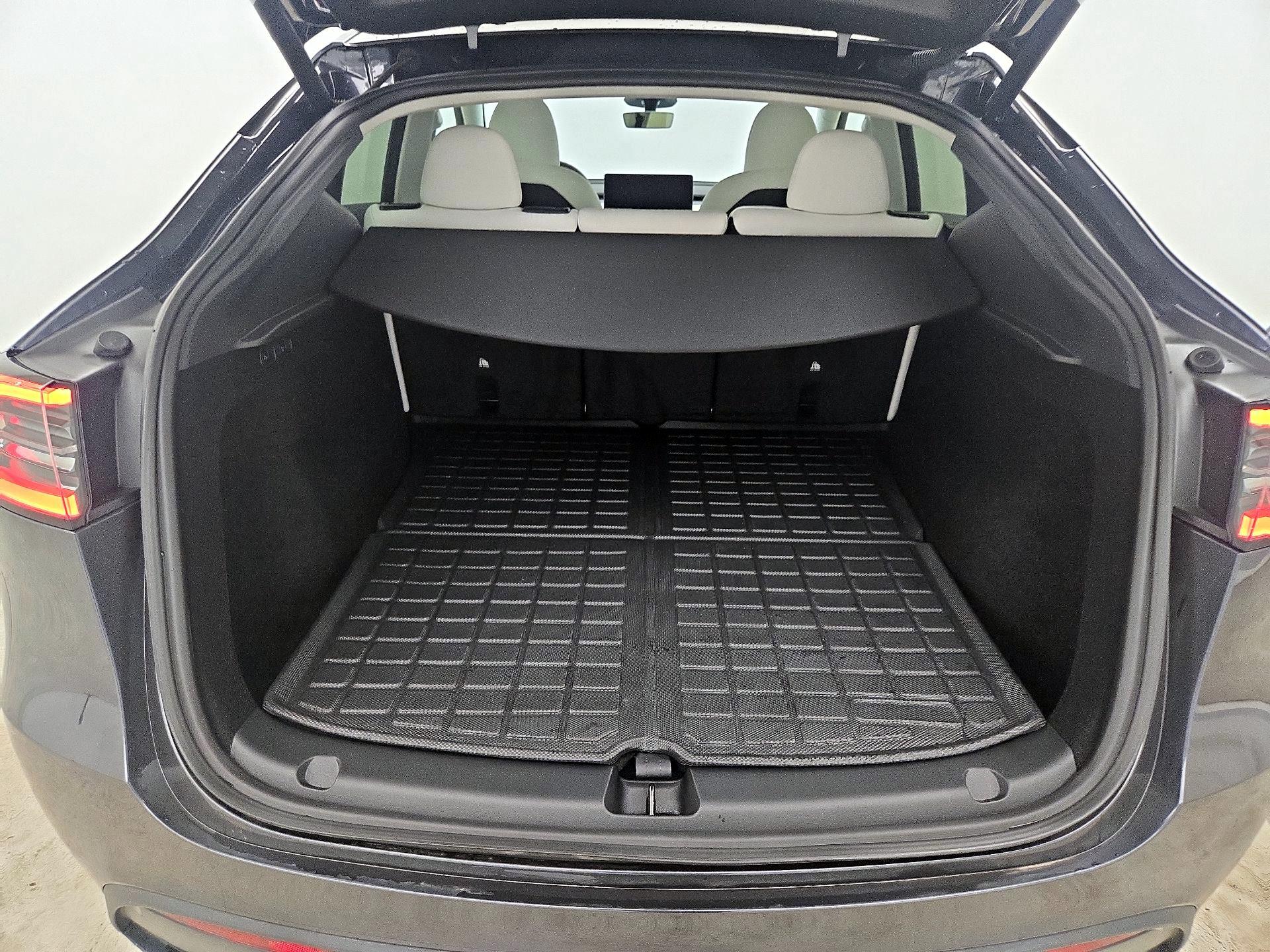 Thumbnail: 2025 Tesla Model Y - 20