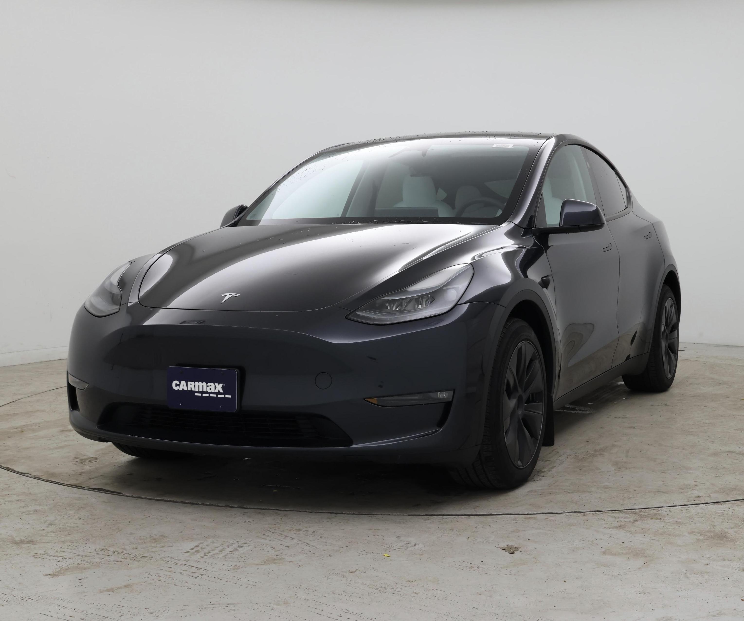 Thumbnail: 2025 Tesla Model Y - 4