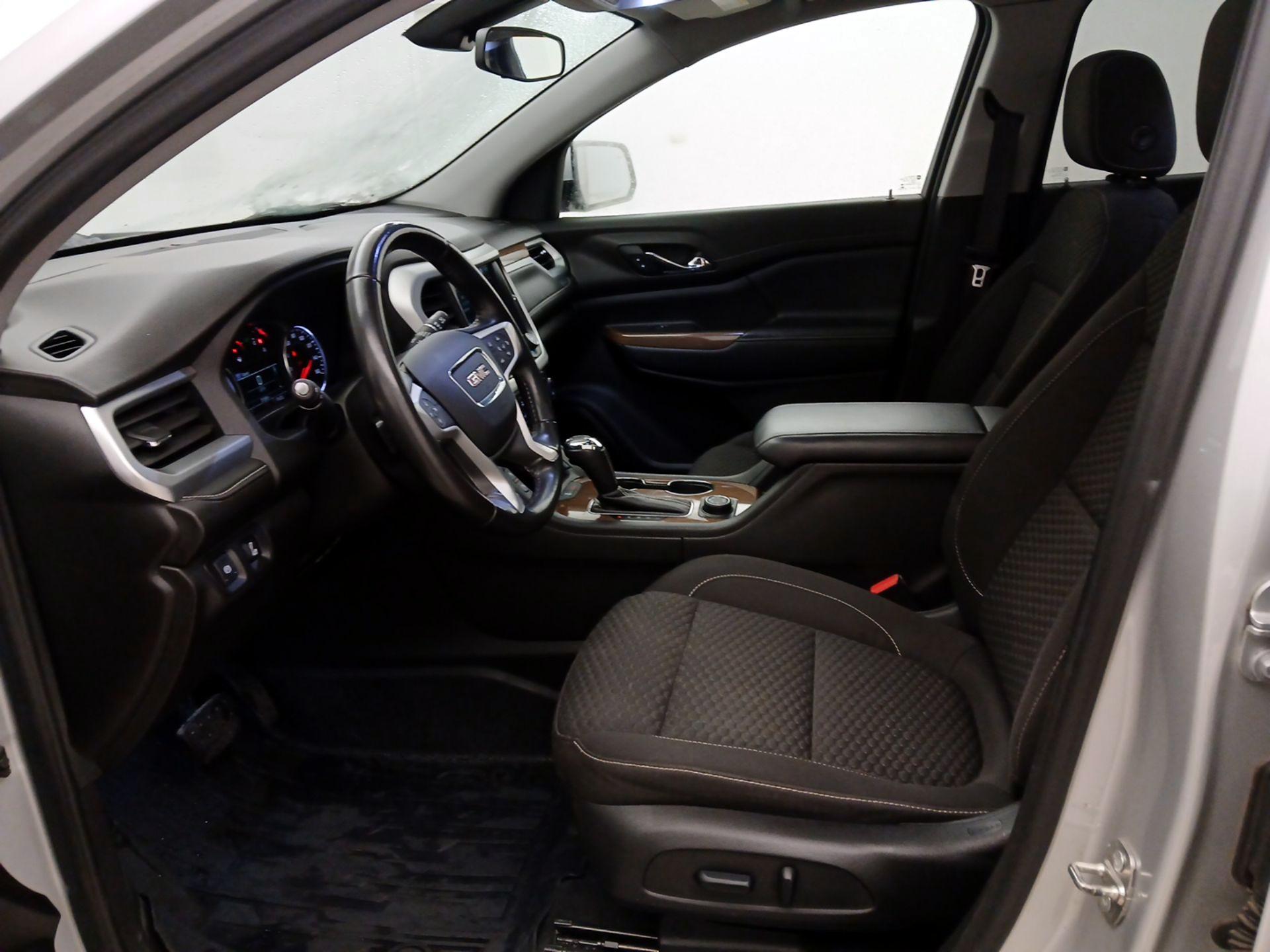 Thumbnail: 2019 GMC Acadia - 11