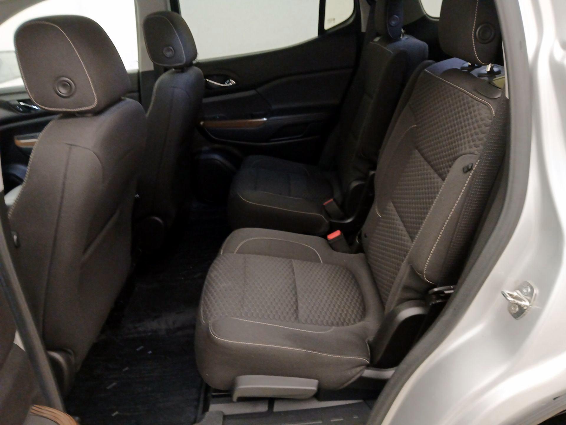 Thumbnail: 2019 GMC Acadia - 20